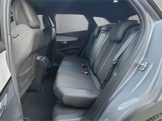 Peugeot 3008 view 8