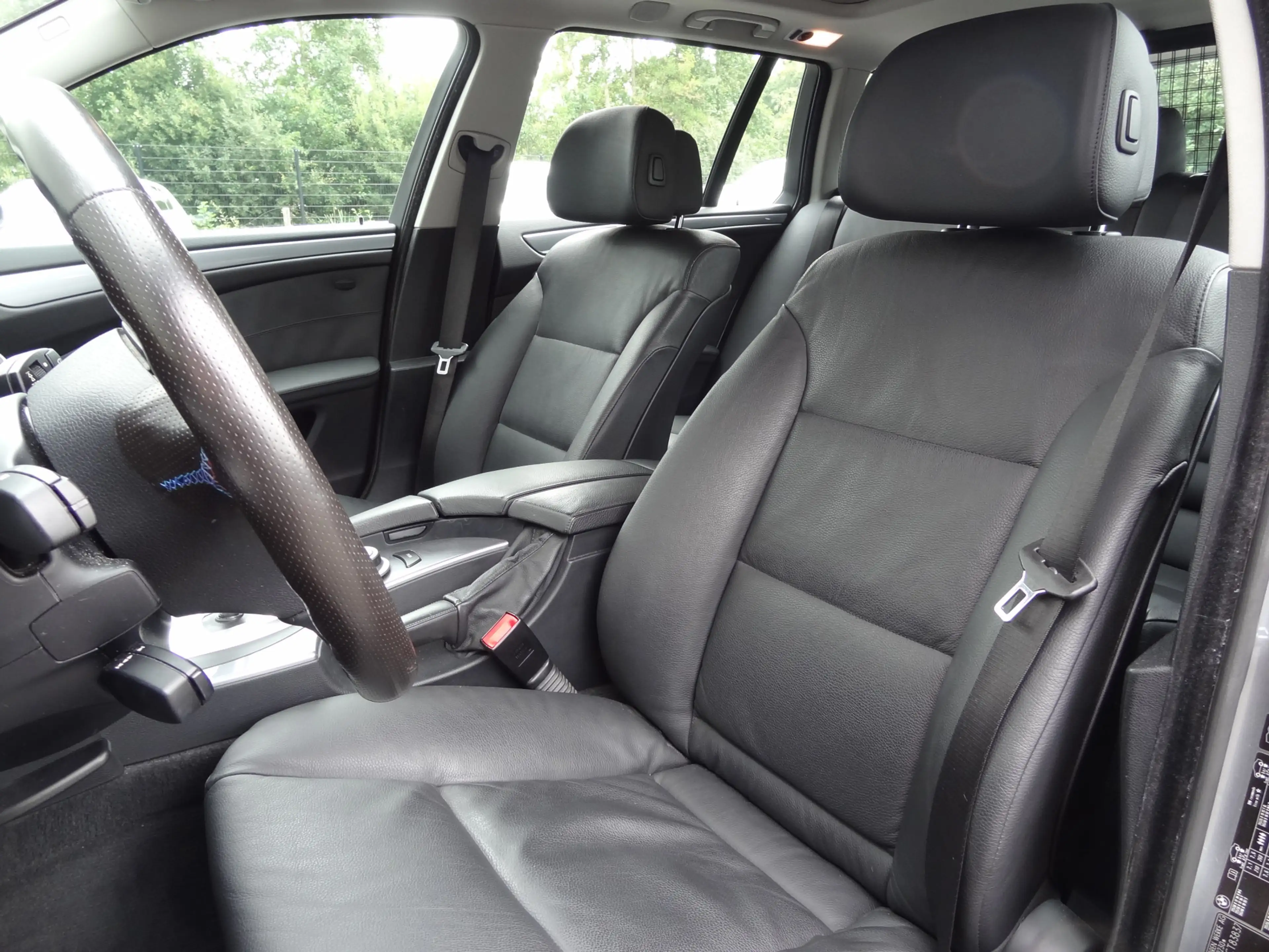 BMW 525 5-serie Touring 525i | YOUNGTIMER | PANO | LEDER | — photo 12
