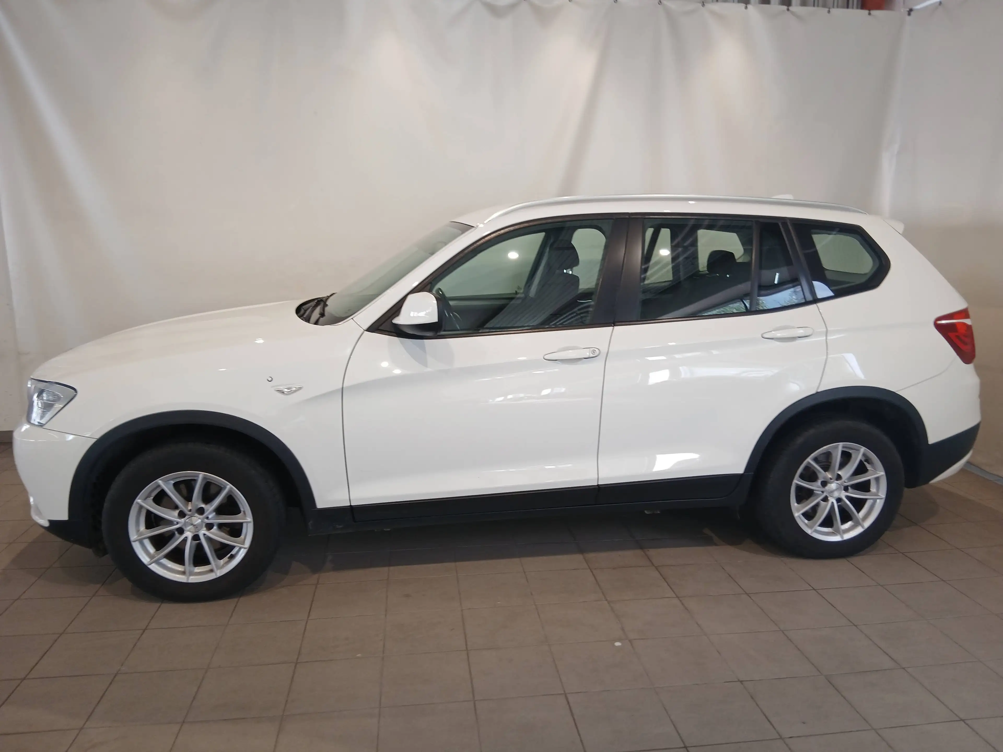 BMW X3 xDrive 20 d Österreich Paket — photo 2