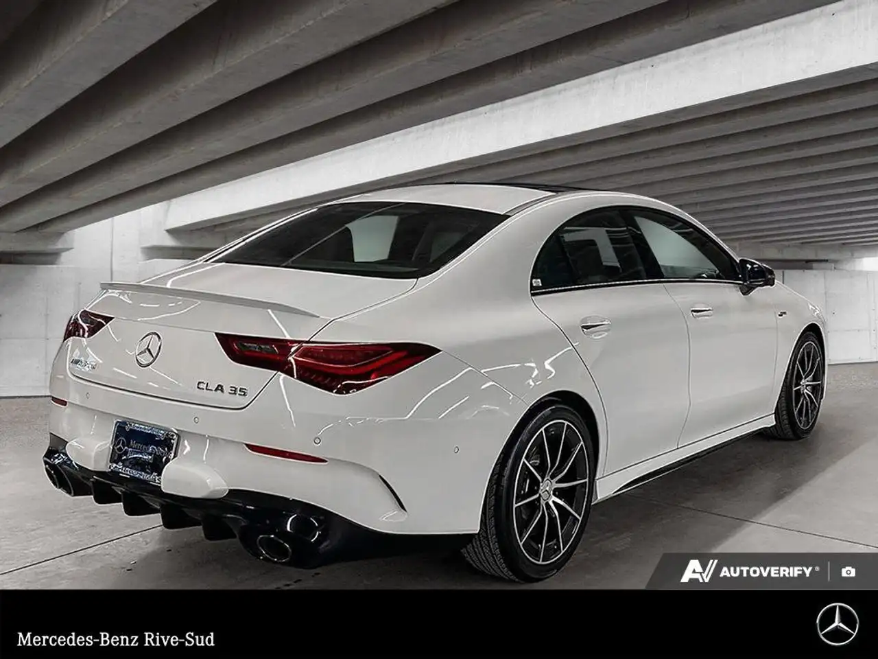 Mercedes-Benz CLA снимка Mercedes-Benz CLA