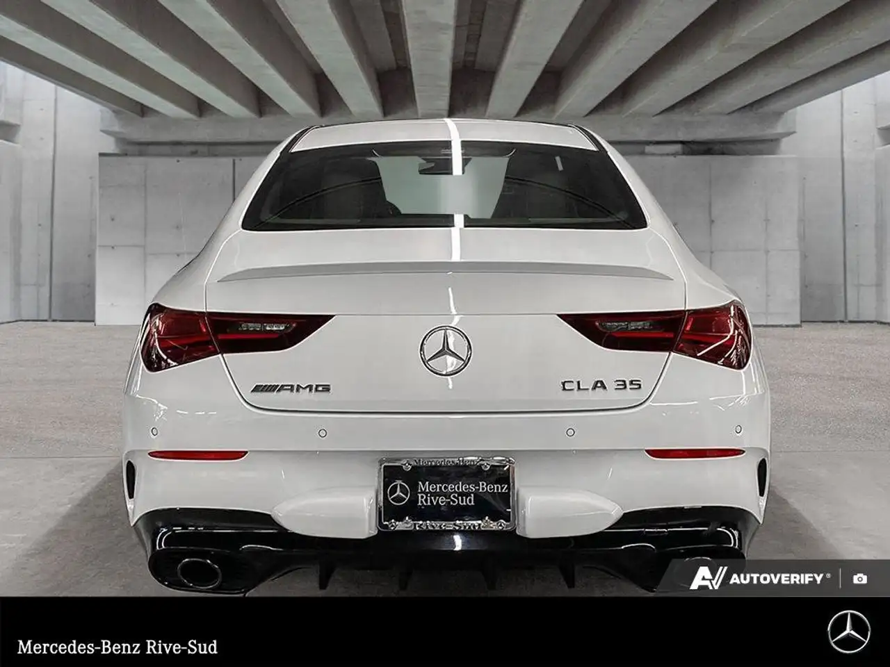 Mercedes-Benz CLA снимка Mercedes-Benz CLA