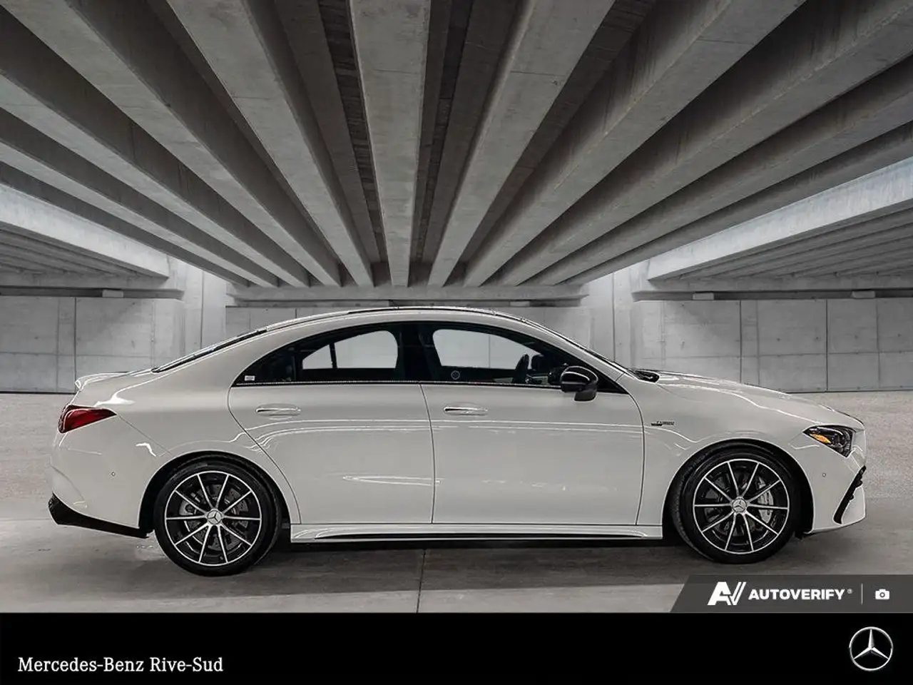 Mercedes-Benz CLA снимка Mercedes-Benz CLA