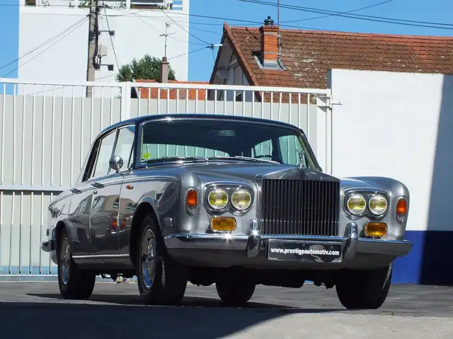 Rolls-Royce Silver Shadow