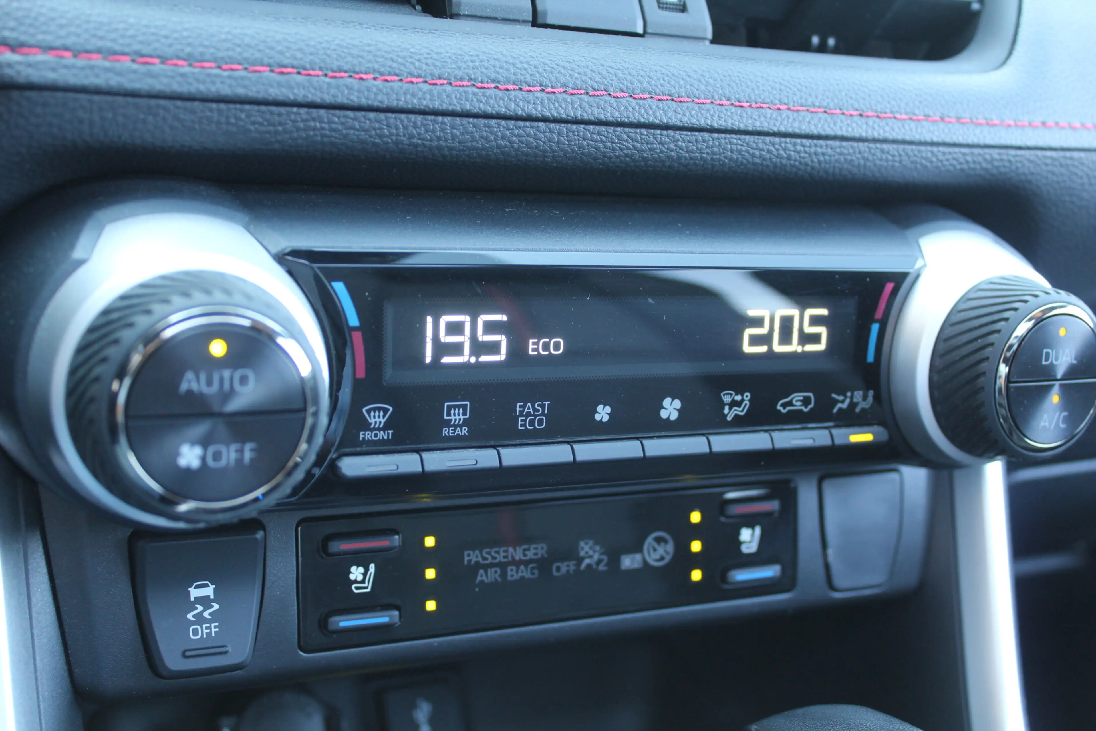 Toyota RAV 4 2.5 Plug-in Hybrid AWD Bi-Tone Plus | Rijklaar | P — photo 27