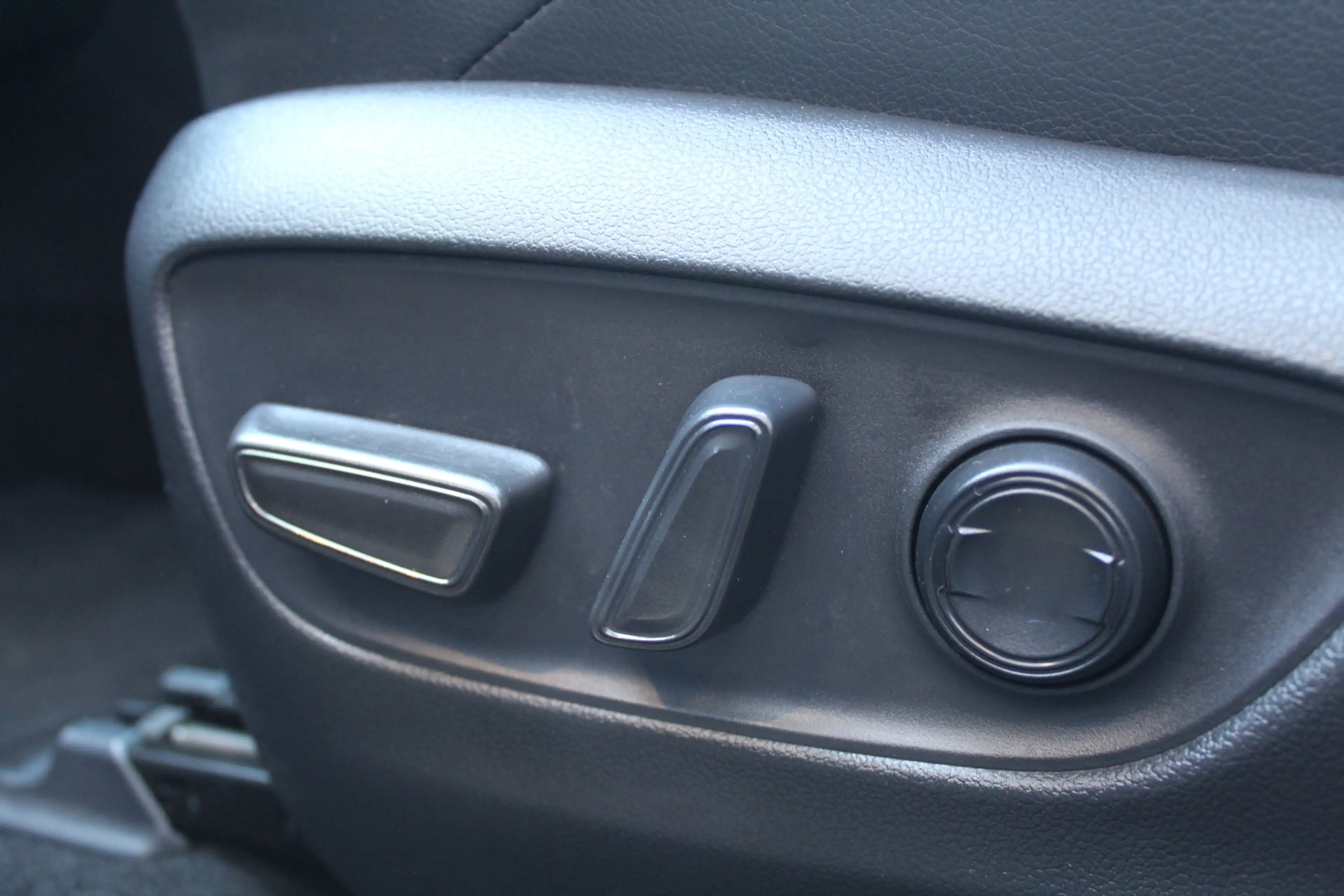 Toyota RAV 4 2.5 Plug-in Hybrid AWD Bi-Tone Plus | Rijklaar | P — photo 21