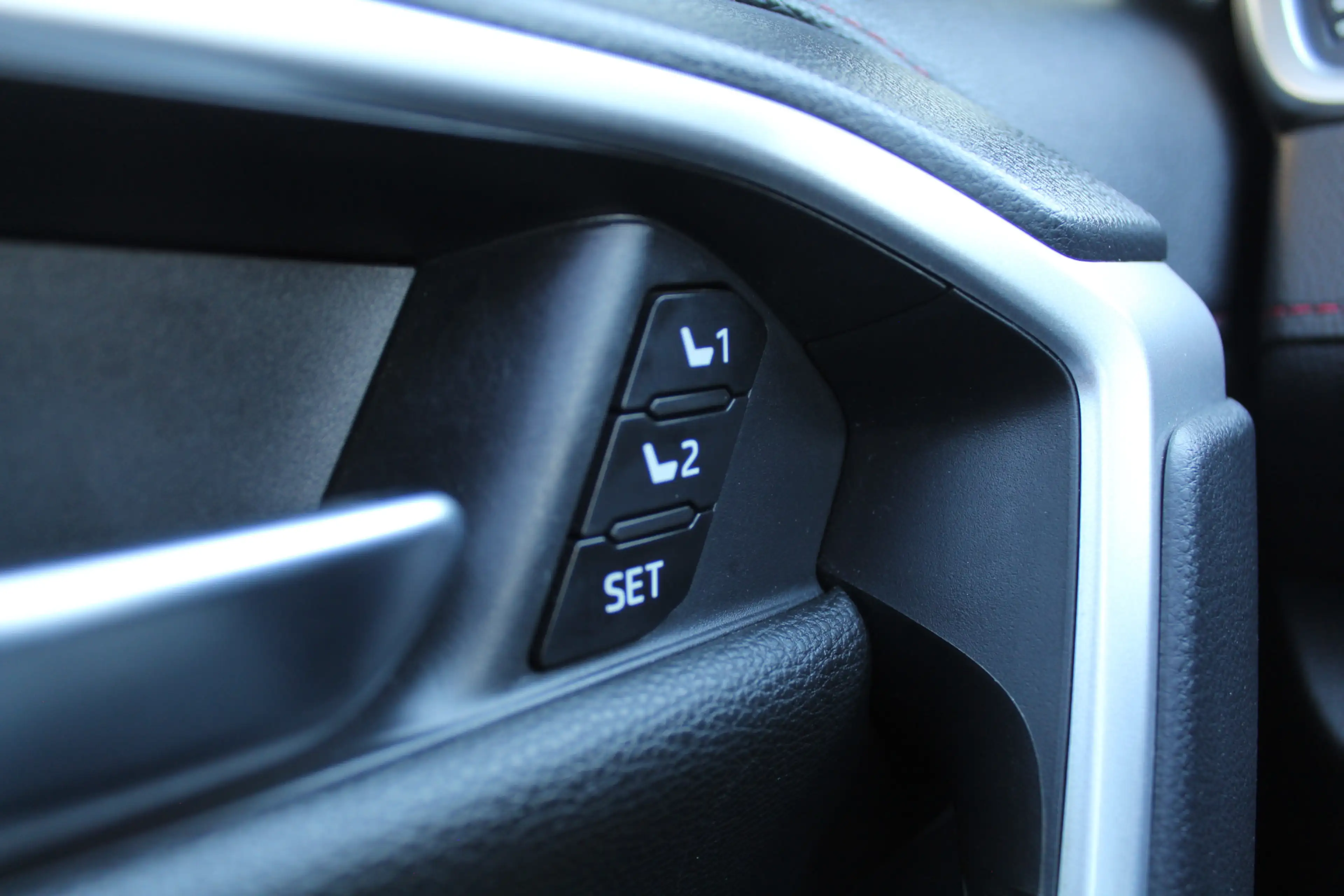 Toyota RAV 4 2.5 Plug-in Hybrid AWD Bi-Tone Plus | Rijklaar | P — photo 19