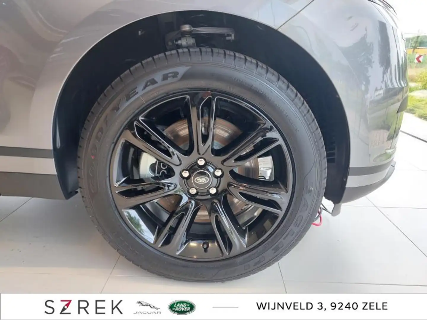 Land Rover Range Rover Velar P400e SE AWD Auto. 23MY Grijs - 2