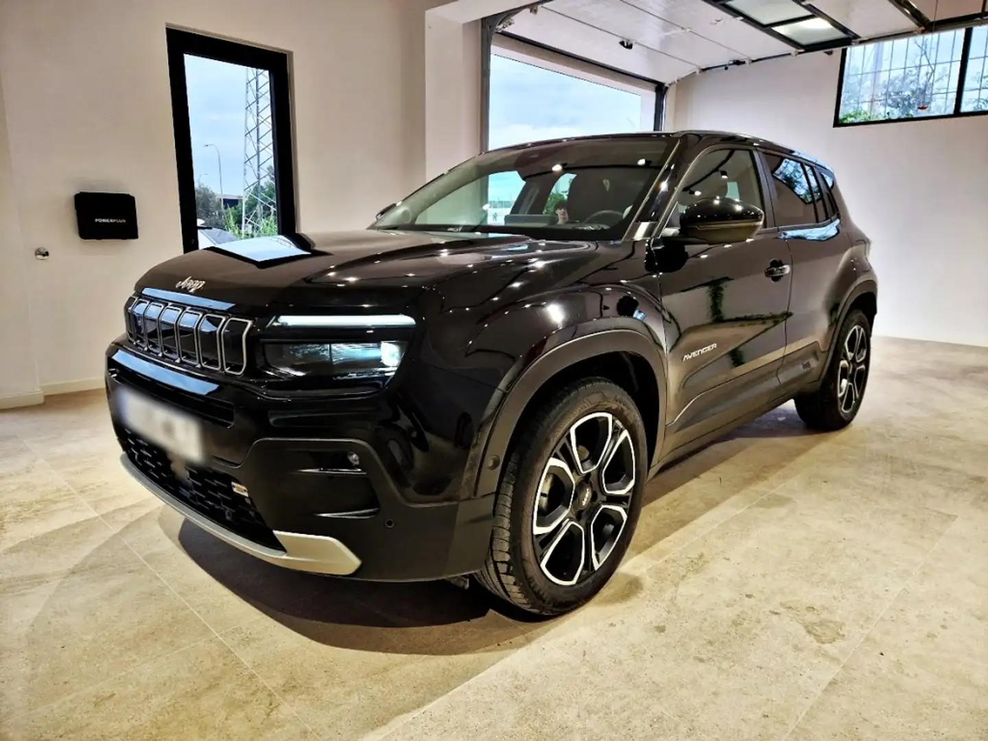 Jeep Avenger 1.2 Summit 74KW Negro - 1