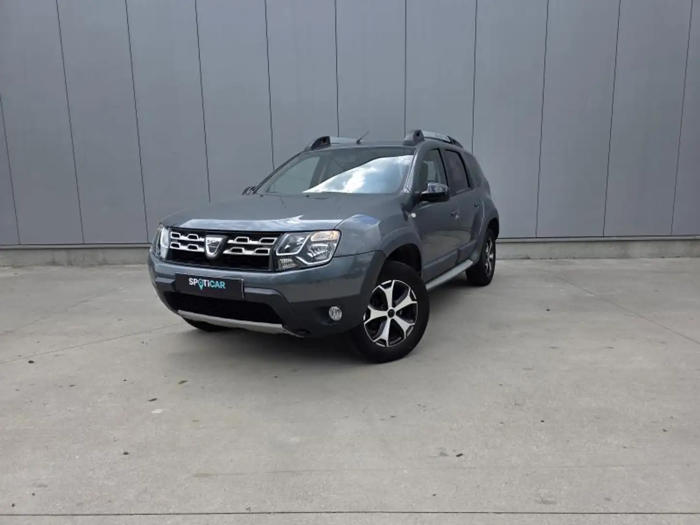 Dacia Duster I Explorer Grau - 1