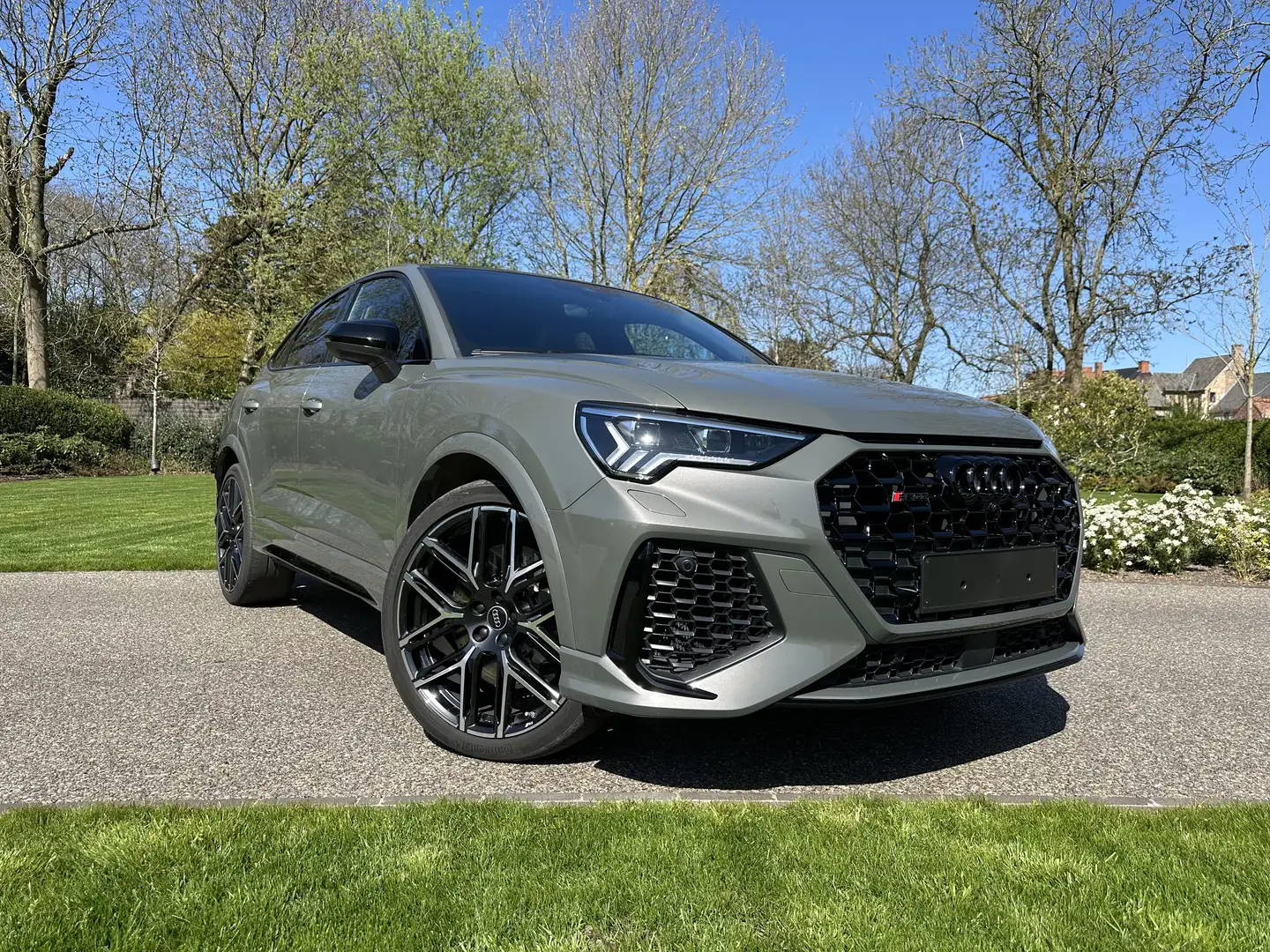 Audi RS Q3 Audi RSQ3 10 Years Edition 2.5TFSI Quattro - 1