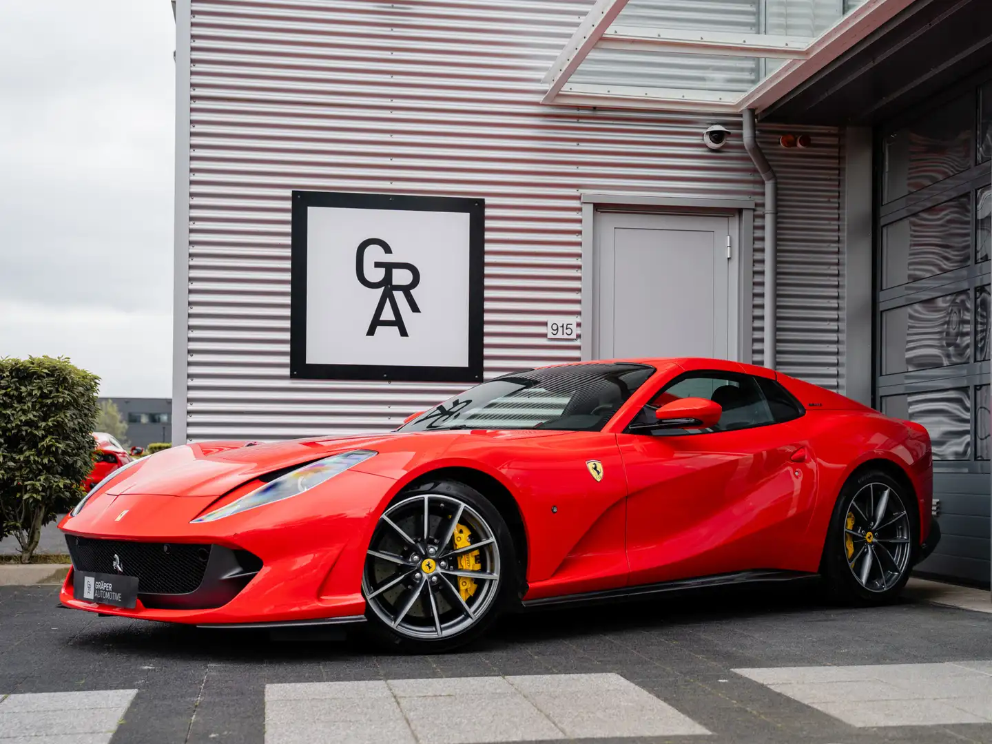 Ferrari 812 GTS 6.5 V12 HELE | NOVITEC | CARBON Rojo - 2