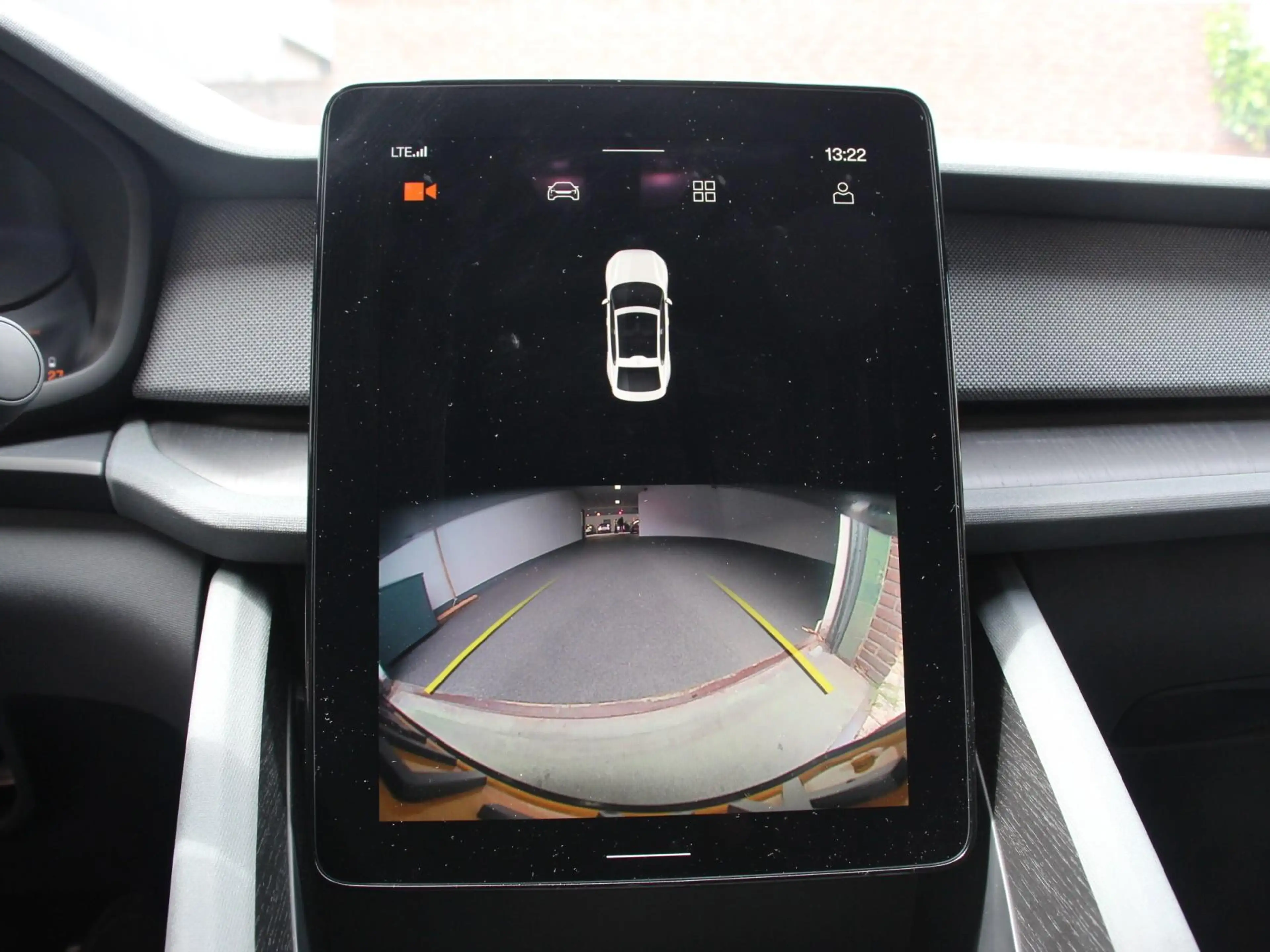 Polestar 2 Long Range Single Motor 78 kWh Climate control Cru — photo 3