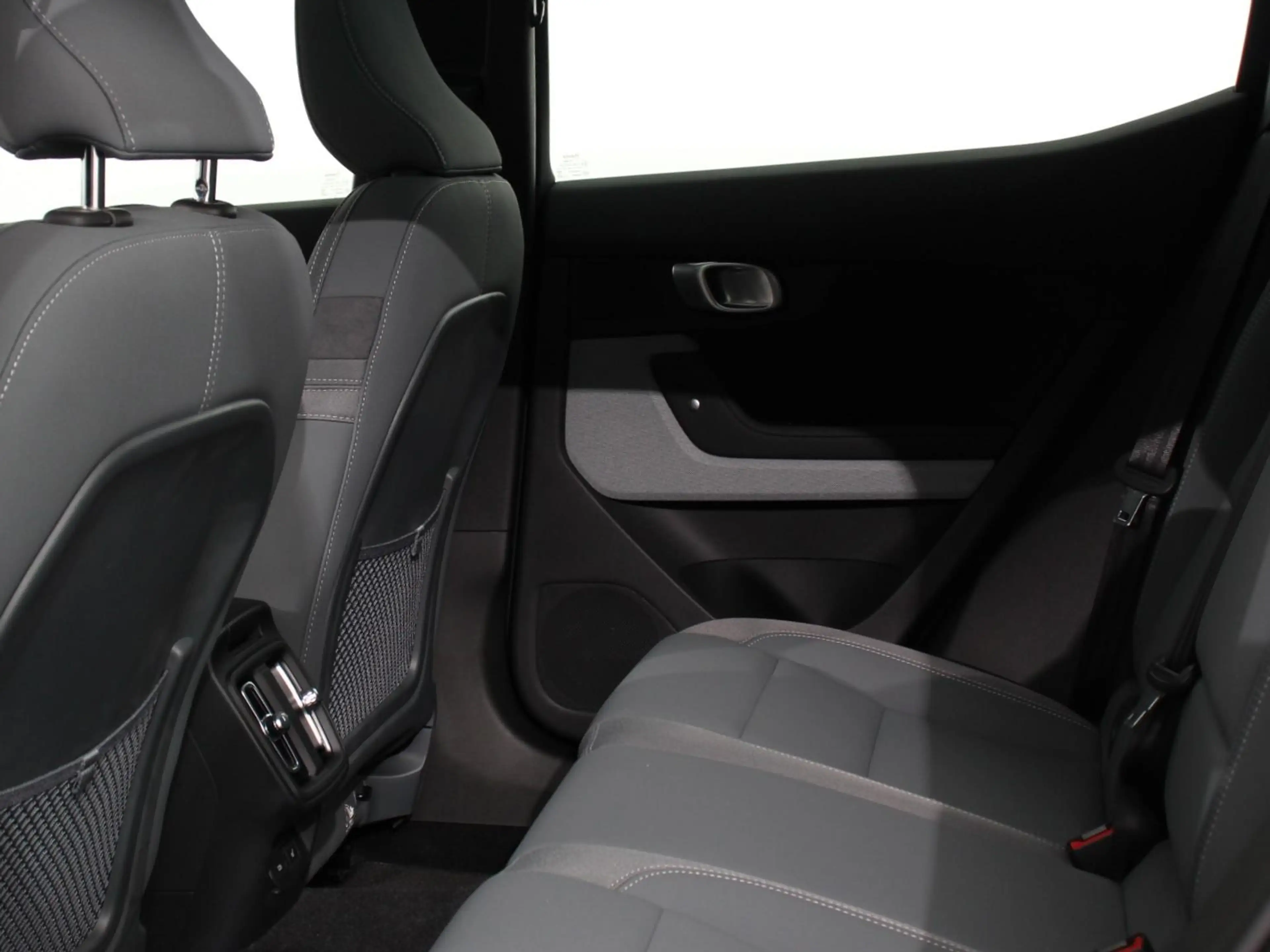 Polestar 2 Long Range Single Motor 78 kWh Climate control Cru — photo 14