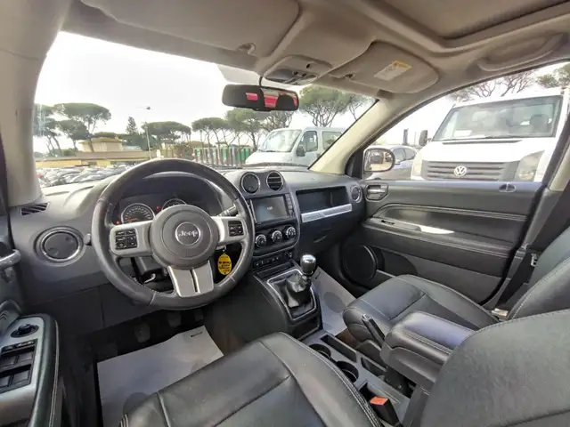 Jeep Compass view 6