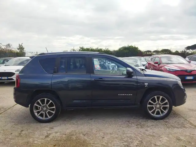 Jeep Compass view 5
