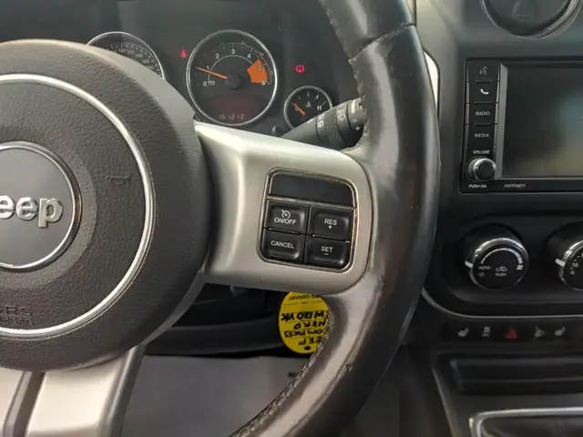 Jeep Compass view 11
