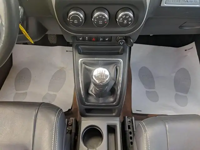 Jeep Compass view 12