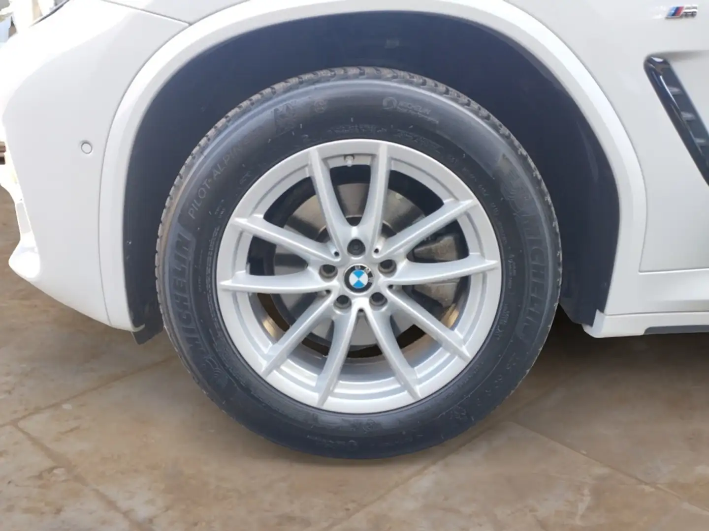 BMW X3 xDrive20d M SPORT + GARANTIE Wit - 2
