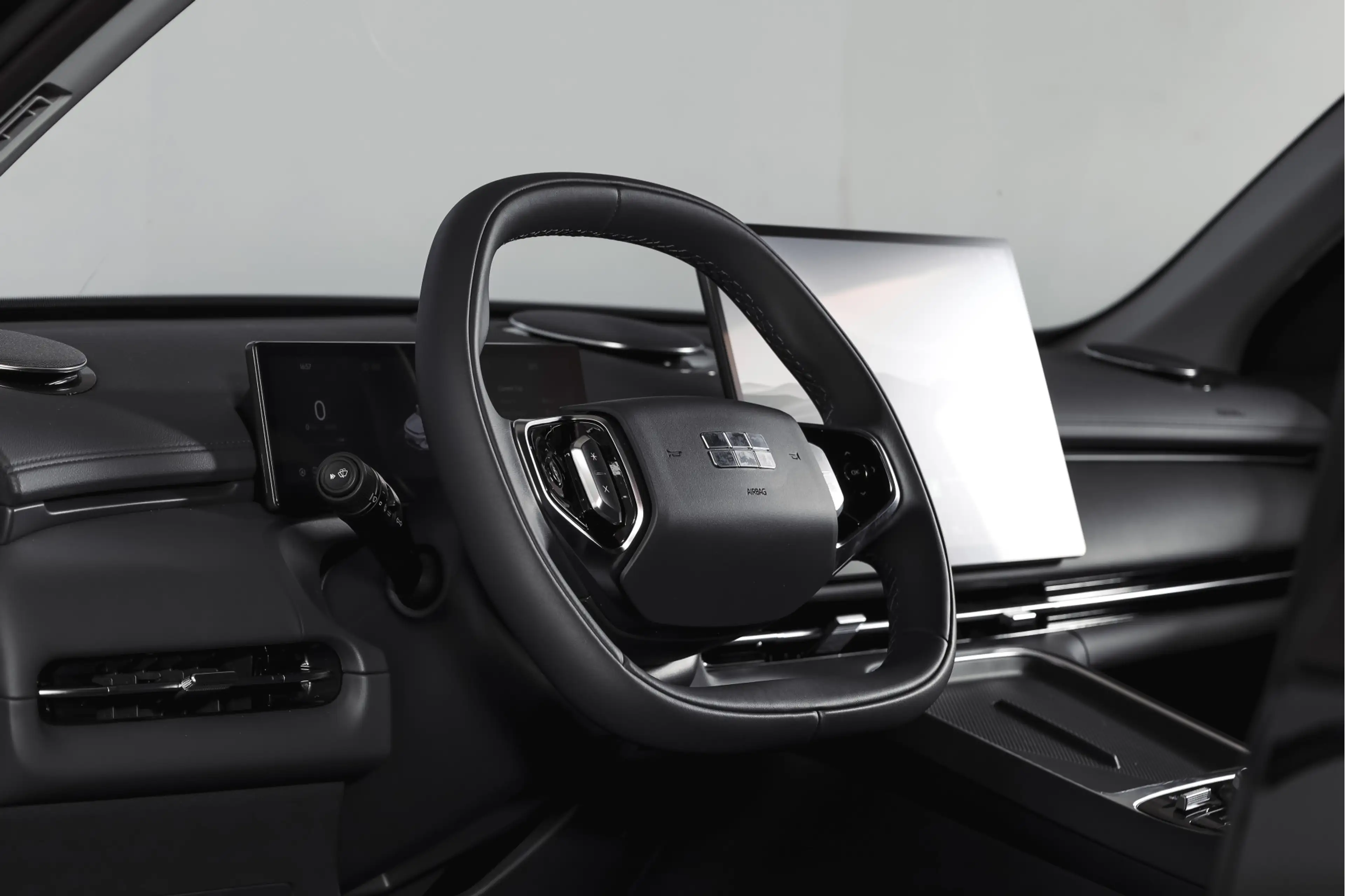 Geely Starray EM-i 1.5 Pro PHEV | 83km Elektrisch | 360° Camera | Sto — photo 14