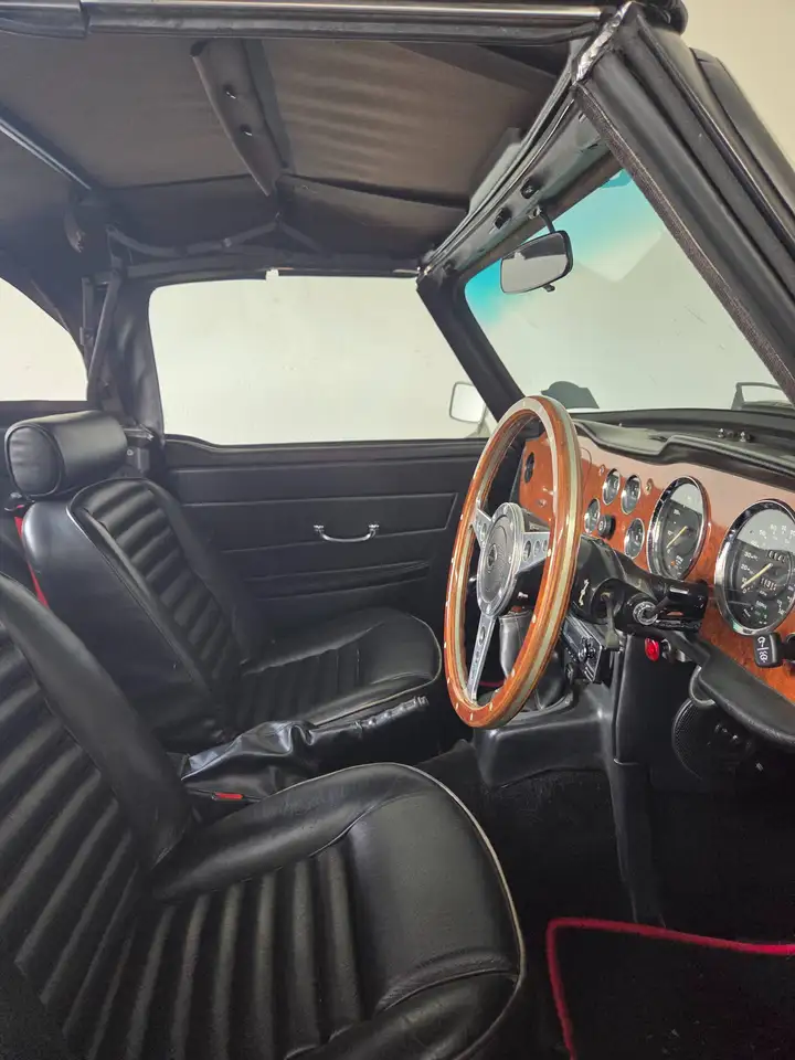 Triumph TR6 PI, foto 2