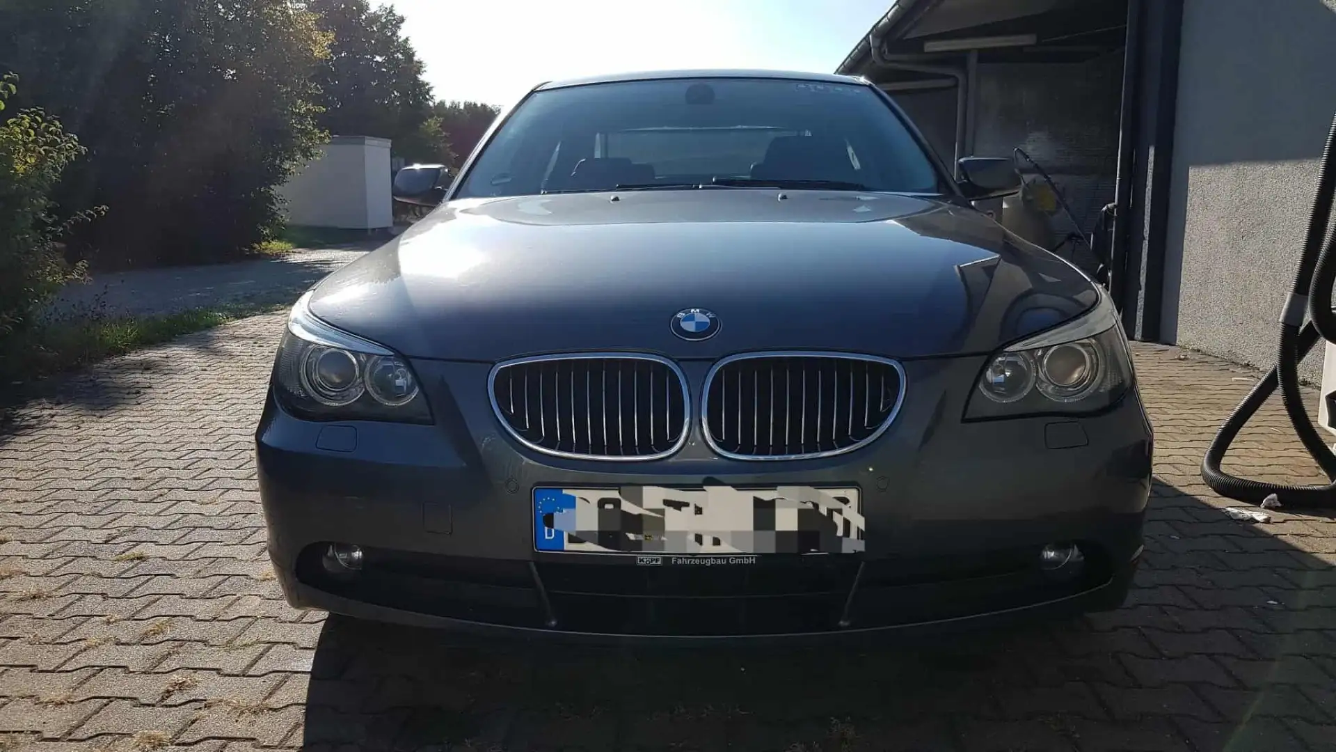 BMW 523 523i Aut. - 1