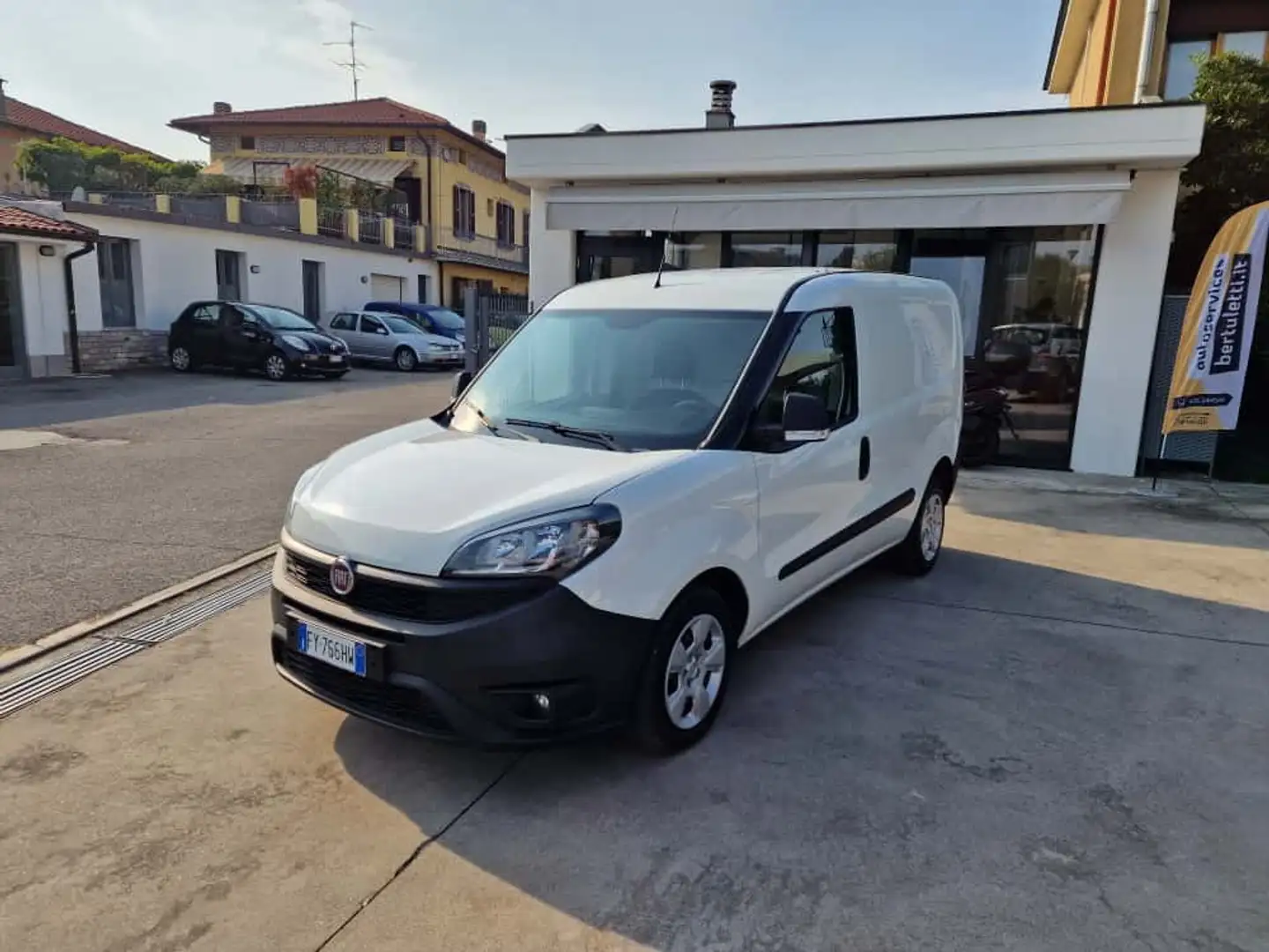 Fiat Doblo 1.5 DIESEL N1 Wit - 1