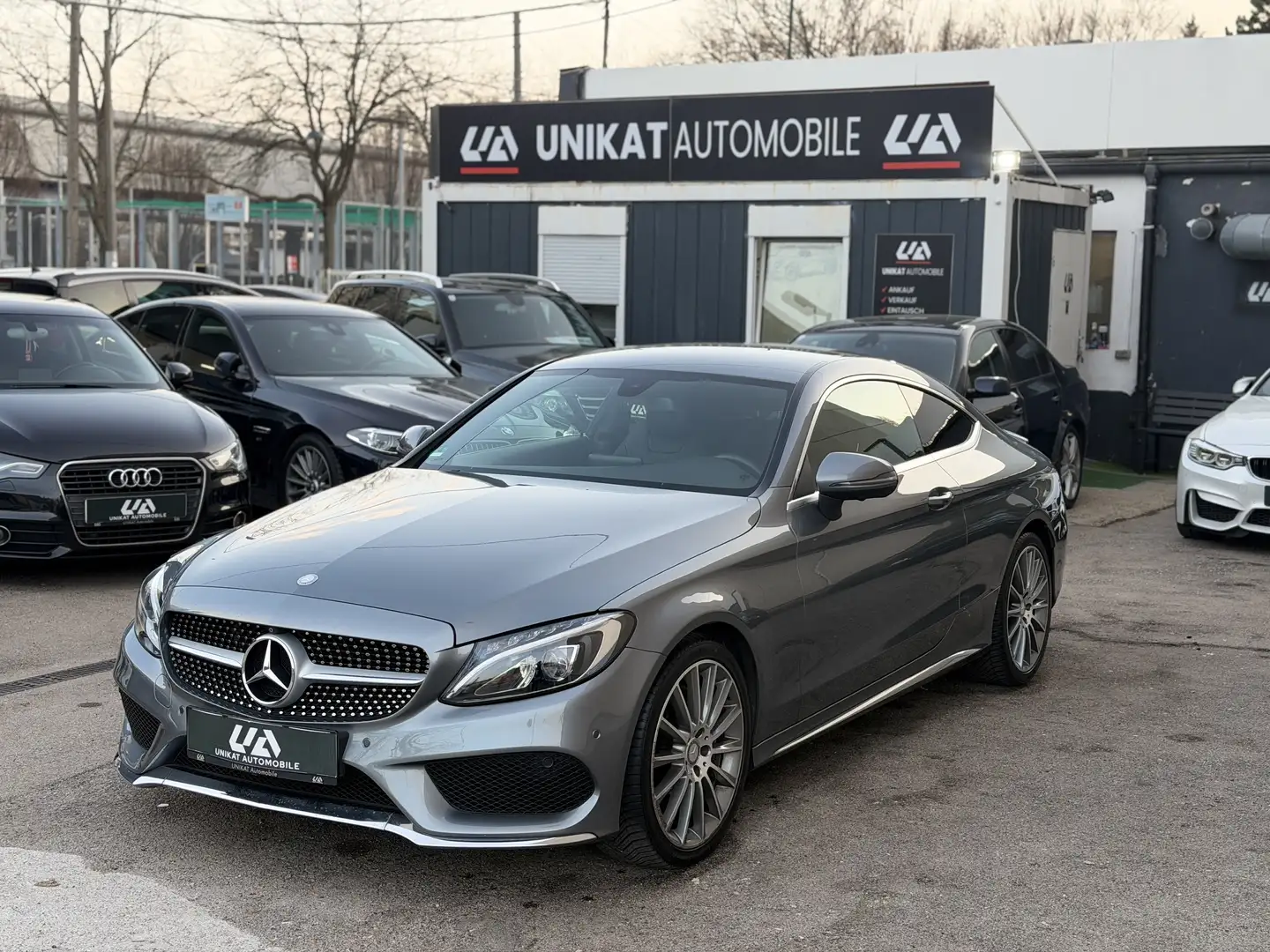Mercedes-Benz C 220 C 220d AMG-Line Grau - 1