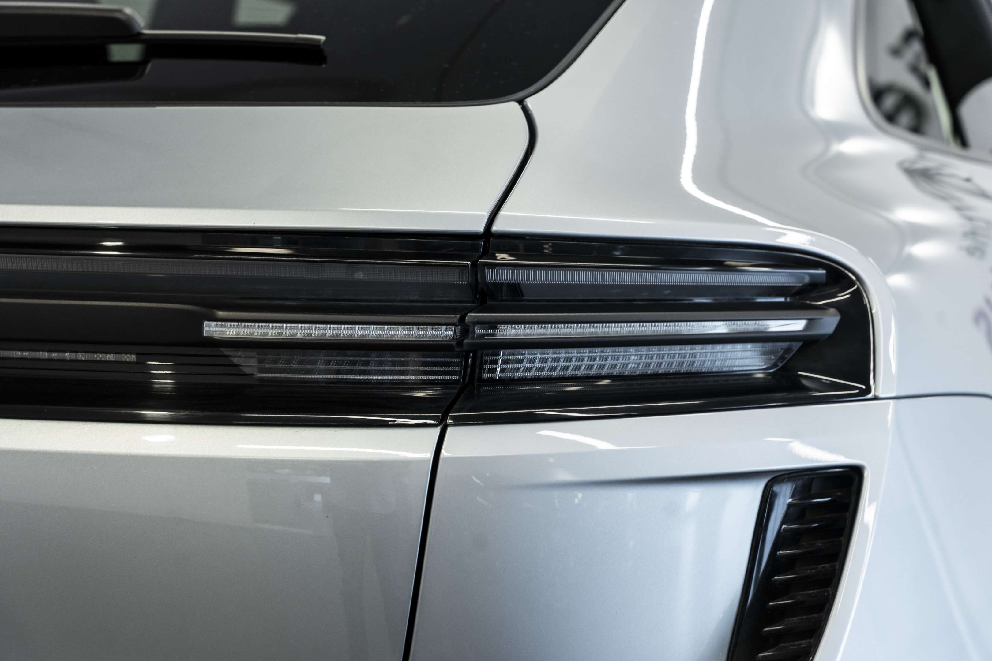 2024 Porsche Macan Electric Turbo | Bose | thumb 26