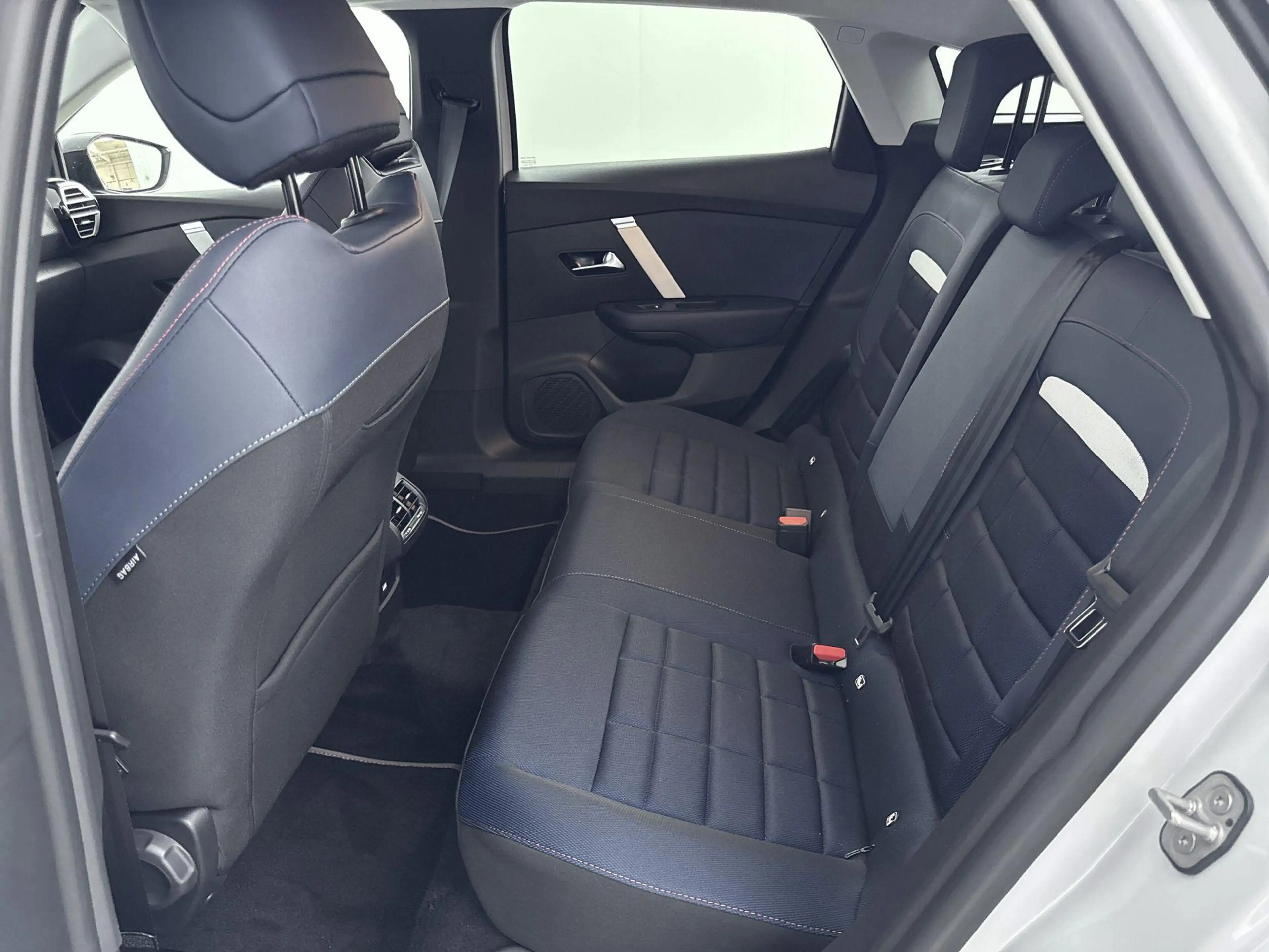 Citroen E-C4 Electric Collection 156pk Extended range 54 kWh | DEMO DEAL — photo 13