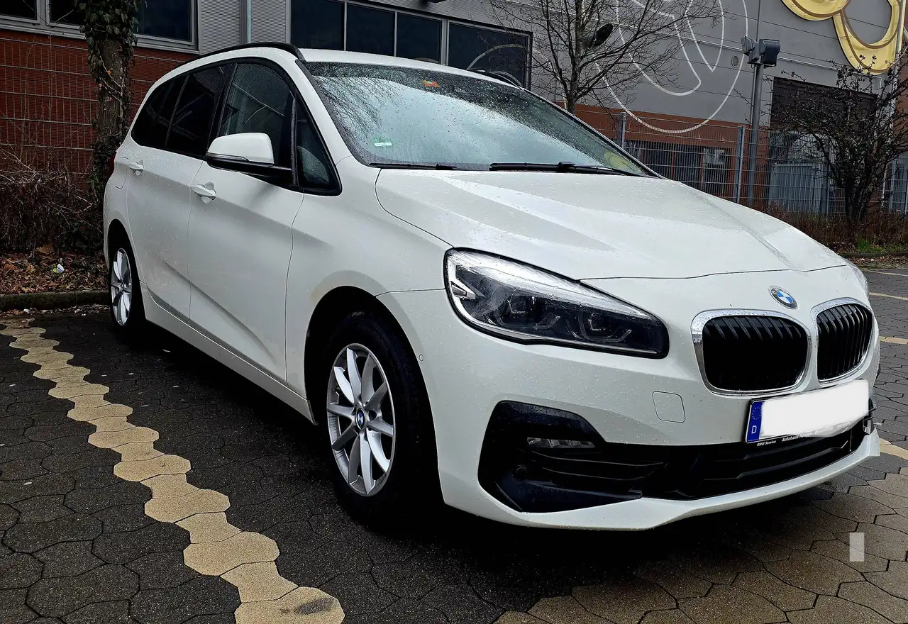 BMW 216