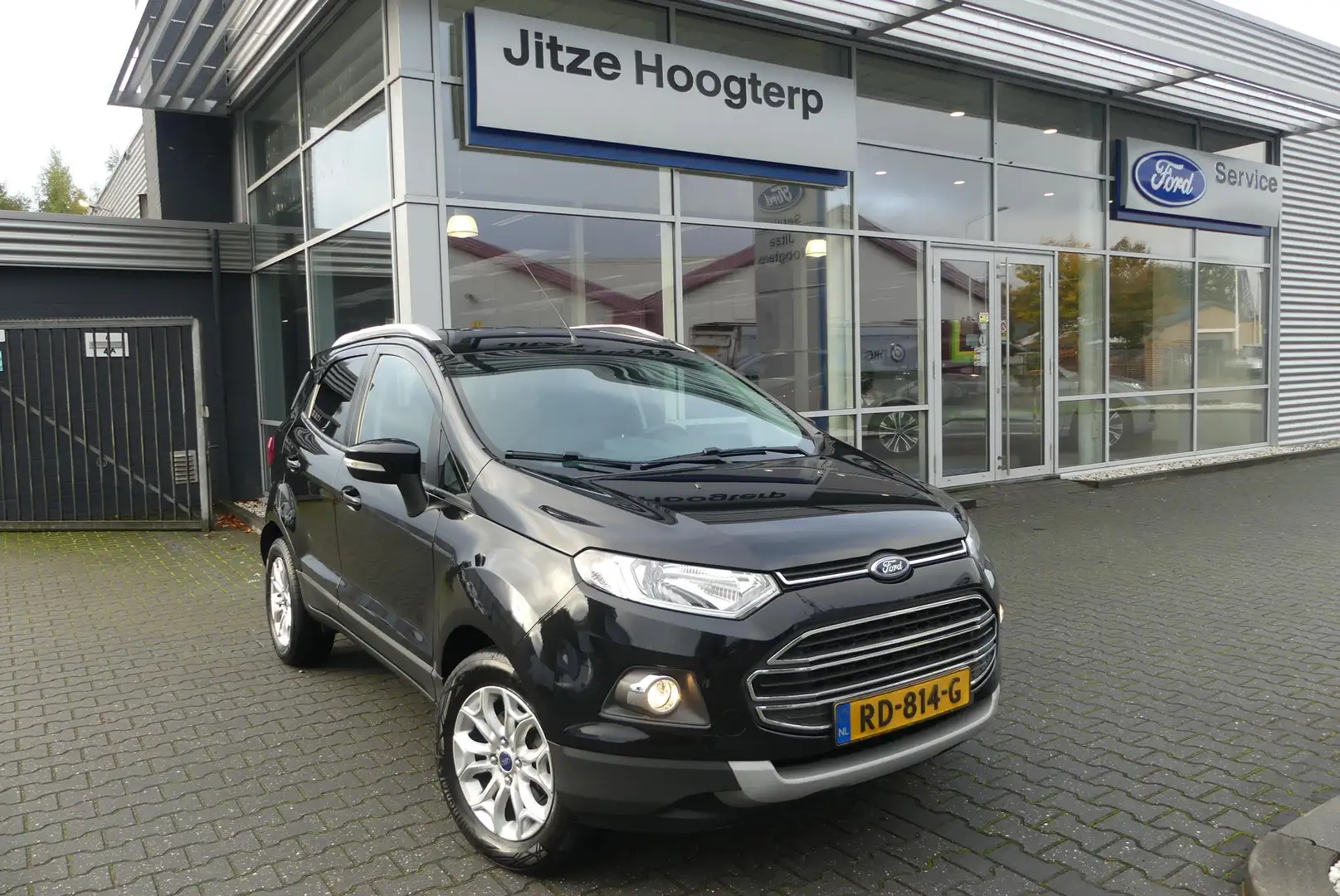 Ford EcoSport 1.0 EcoBoost Titanium CAMERA, CRUISE, NAVI, CLIMA, Zwart - 1
