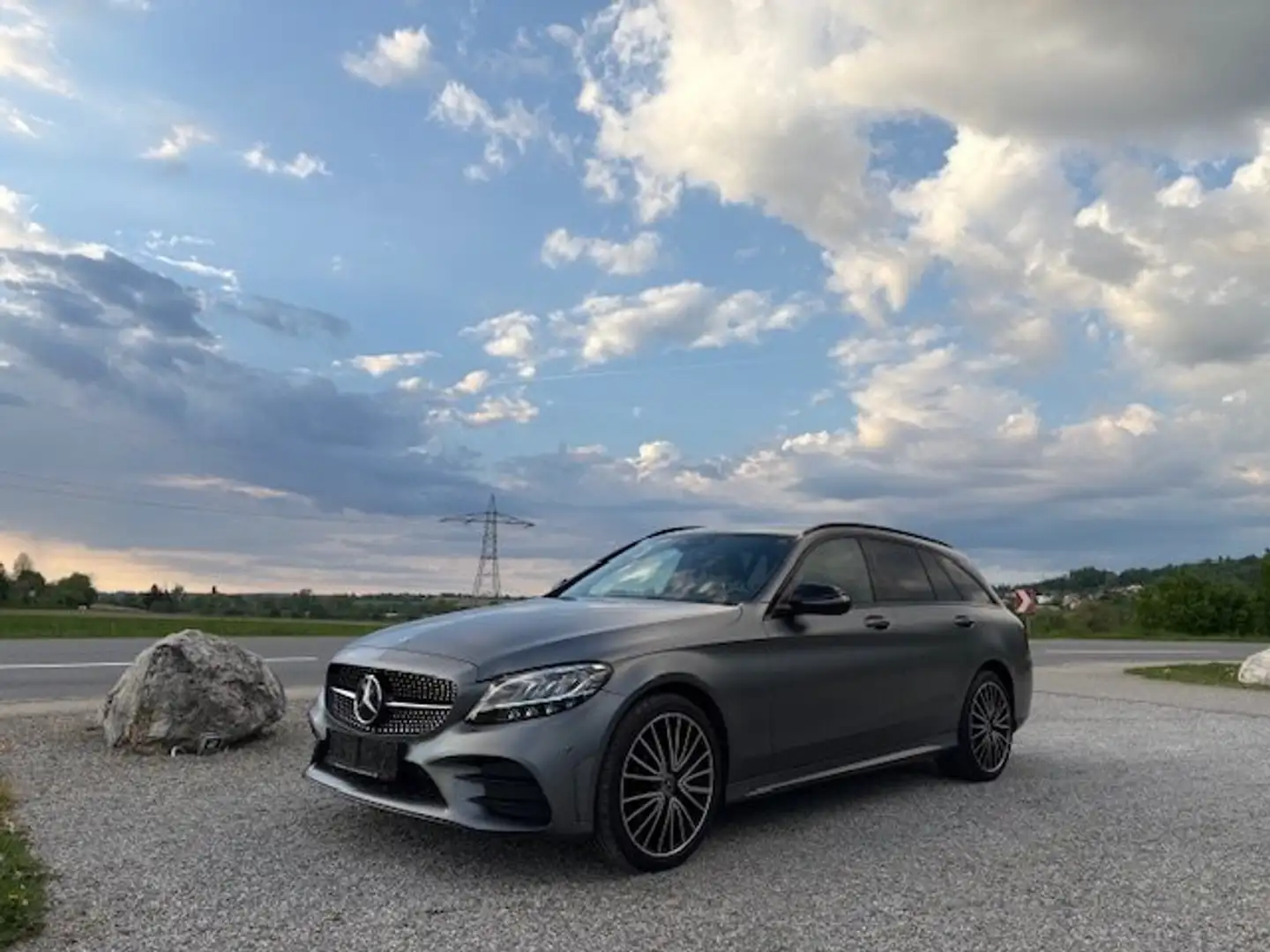 Mercedes-Benz C 220 d T Aut.  AMG-Line, LED, uvm.. Grigio - 2