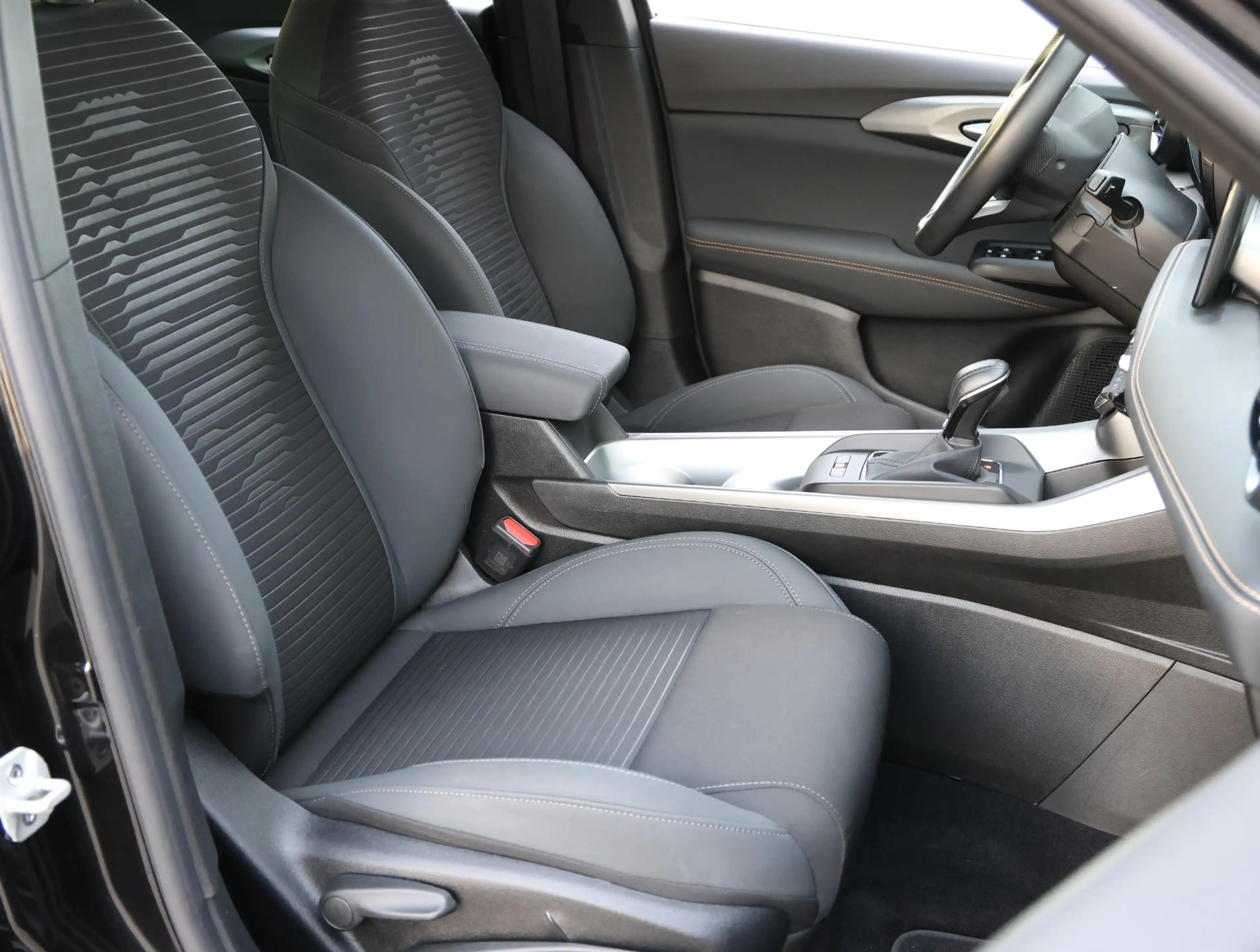 Alfa Romeo Tonale 1.3T PHEV Sprint | Navigatie | Apple Carplay/Andro — photo 10