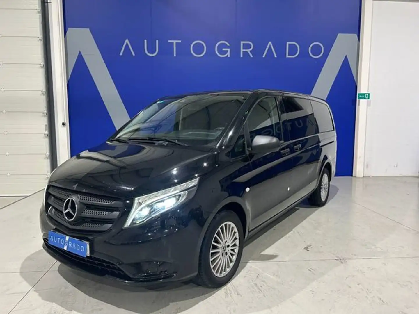 Mercedes-Benz Vito Tourer 116 CDI Pro Larga 9G-Tronic Zwart - 1