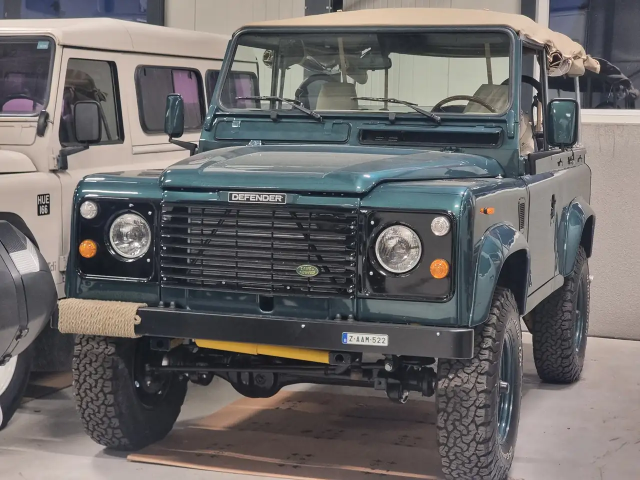Land Rover Defender TYPE 90 * FULL RESTAURER * TURBO DIESEL, foto 3