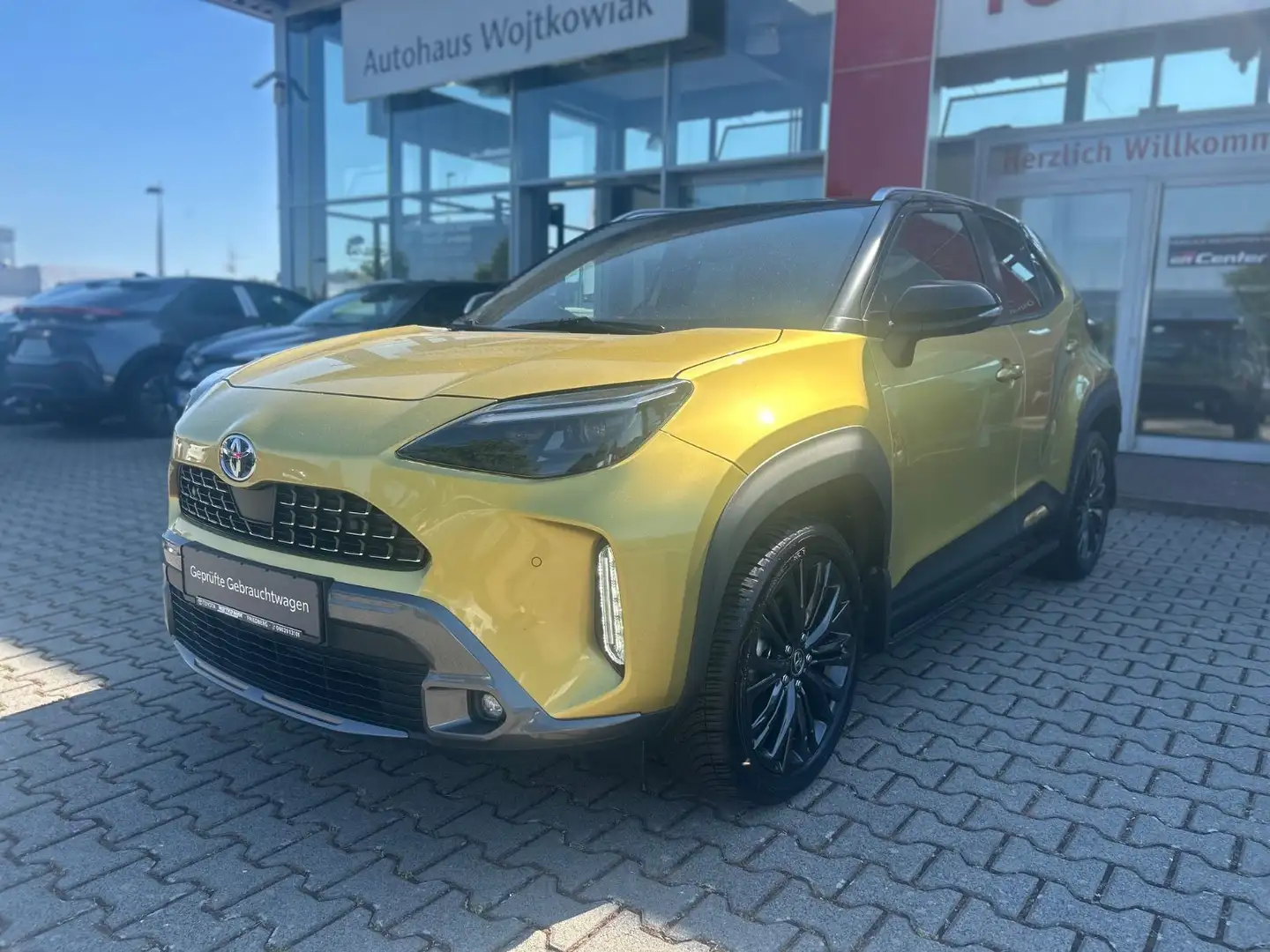 Toyota Yaris Cross Adventure*PANO*JBL*HeadUp*ToWiW* Oro - 1