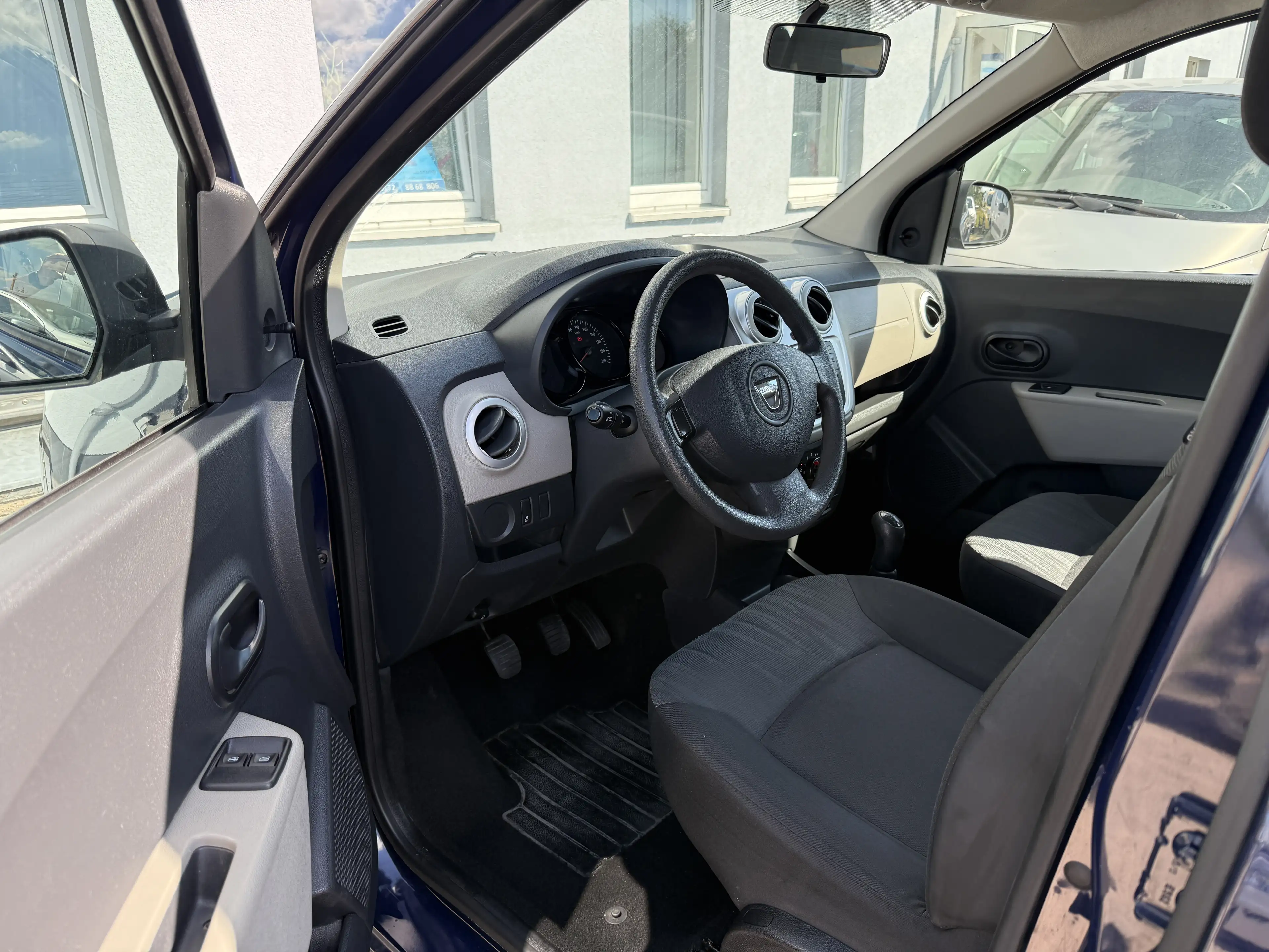Dacia Lodgy Ambiance 7 Sitzer — photo 4