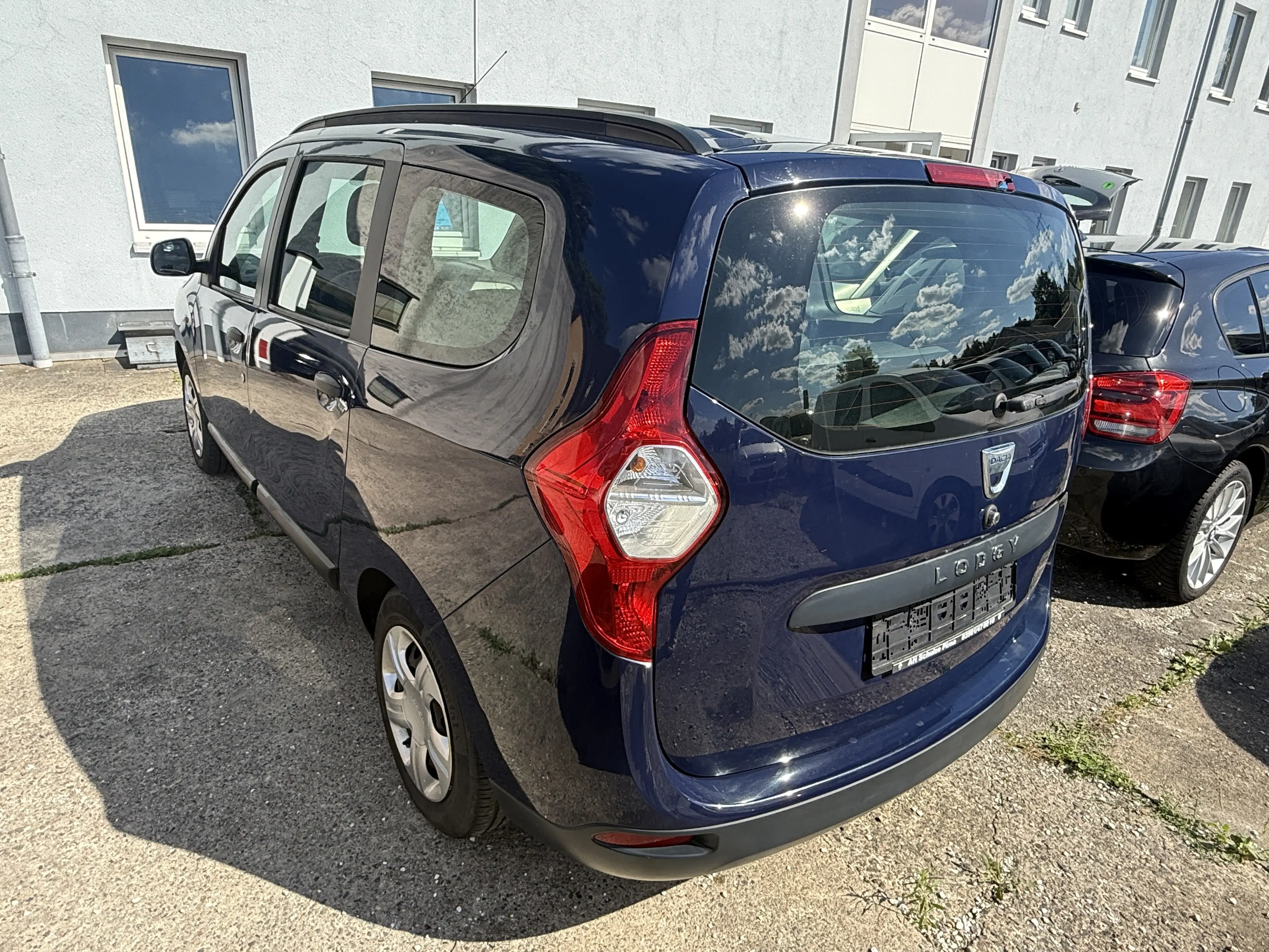 Dacia Lodgy Ambiance 7 Sitzer — photo 3