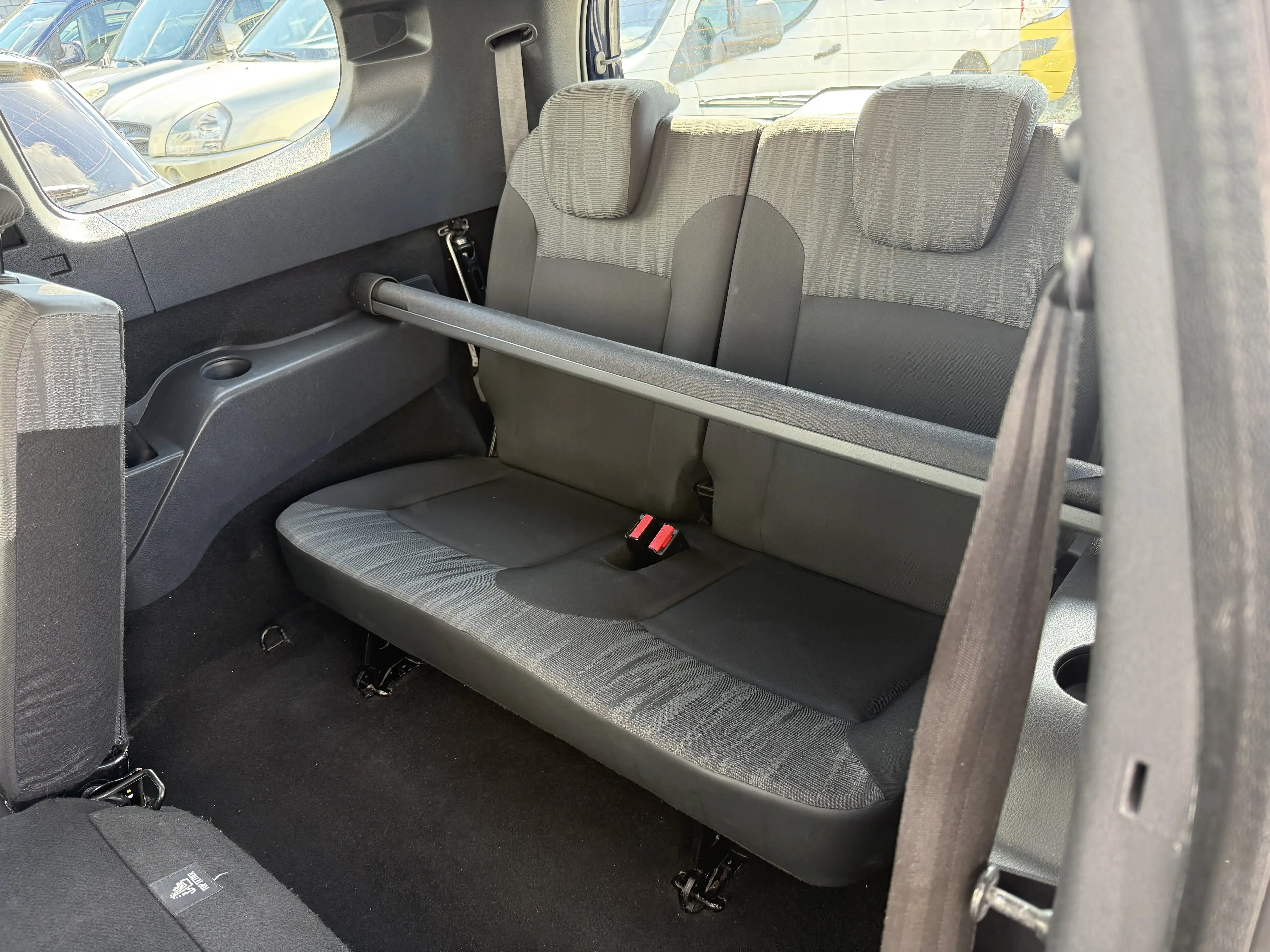 Dacia Lodgy Ambiance 7 Sitzer — photo 8