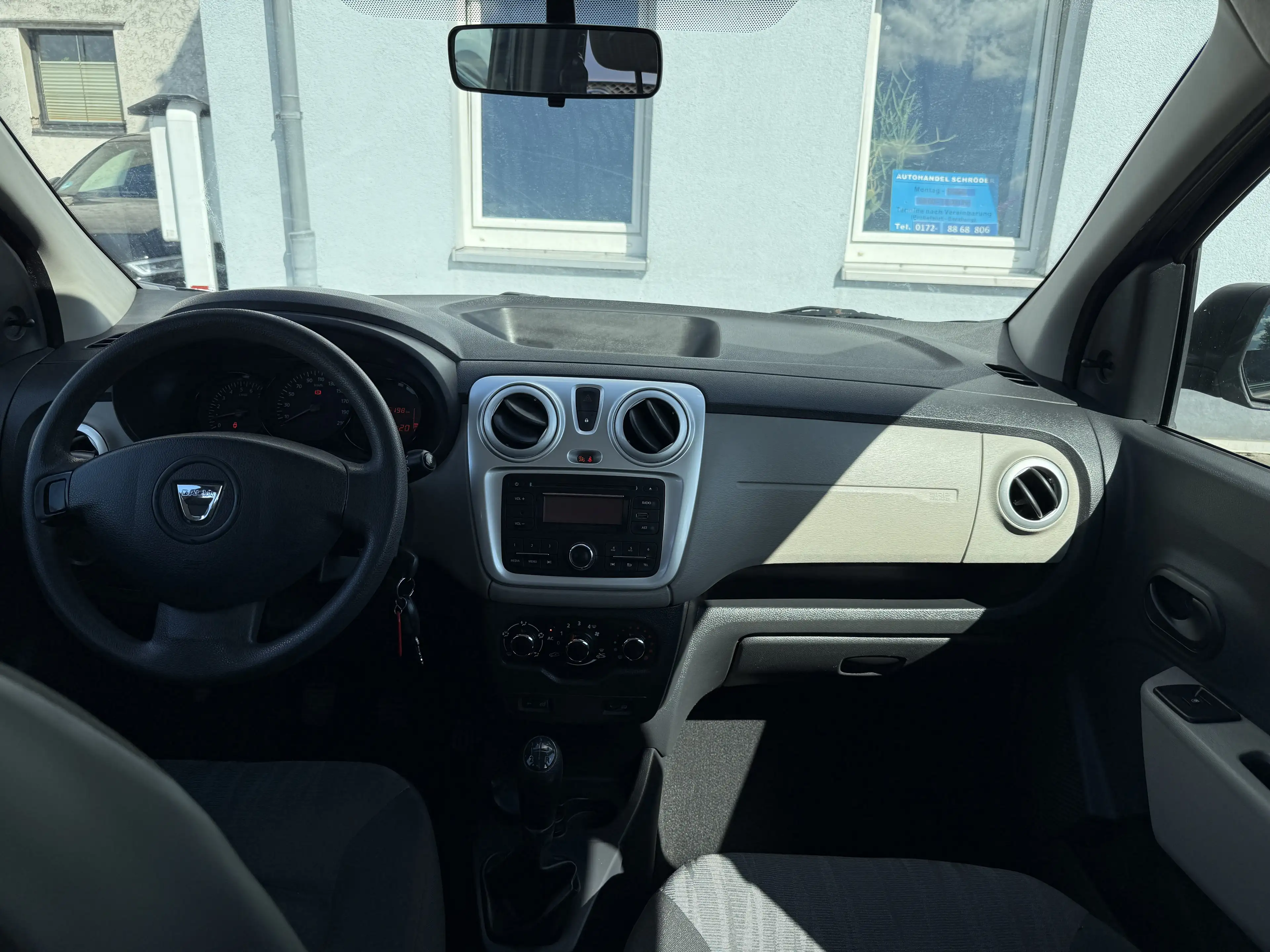 Dacia Lodgy Ambiance 7 Sitzer — photo 9