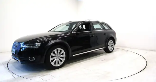 Audi A4 view 20
