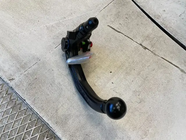Audi A4 view 11