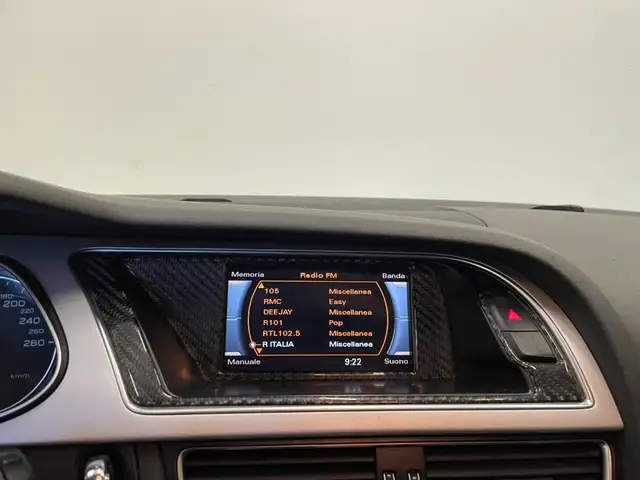 Audi A4 view 9