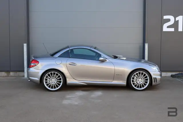 Mercedes-Benz SLK 55 AMG V8 / Memory Stoelen / Airscarf / Leder / Topcondit