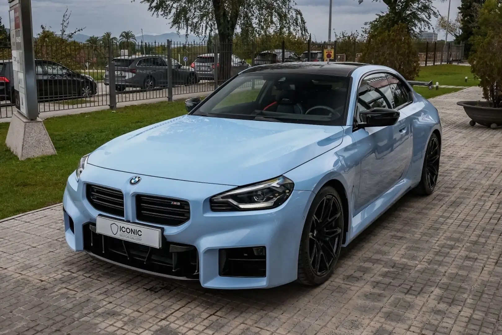 BMW M2 Coupé Blau - 2