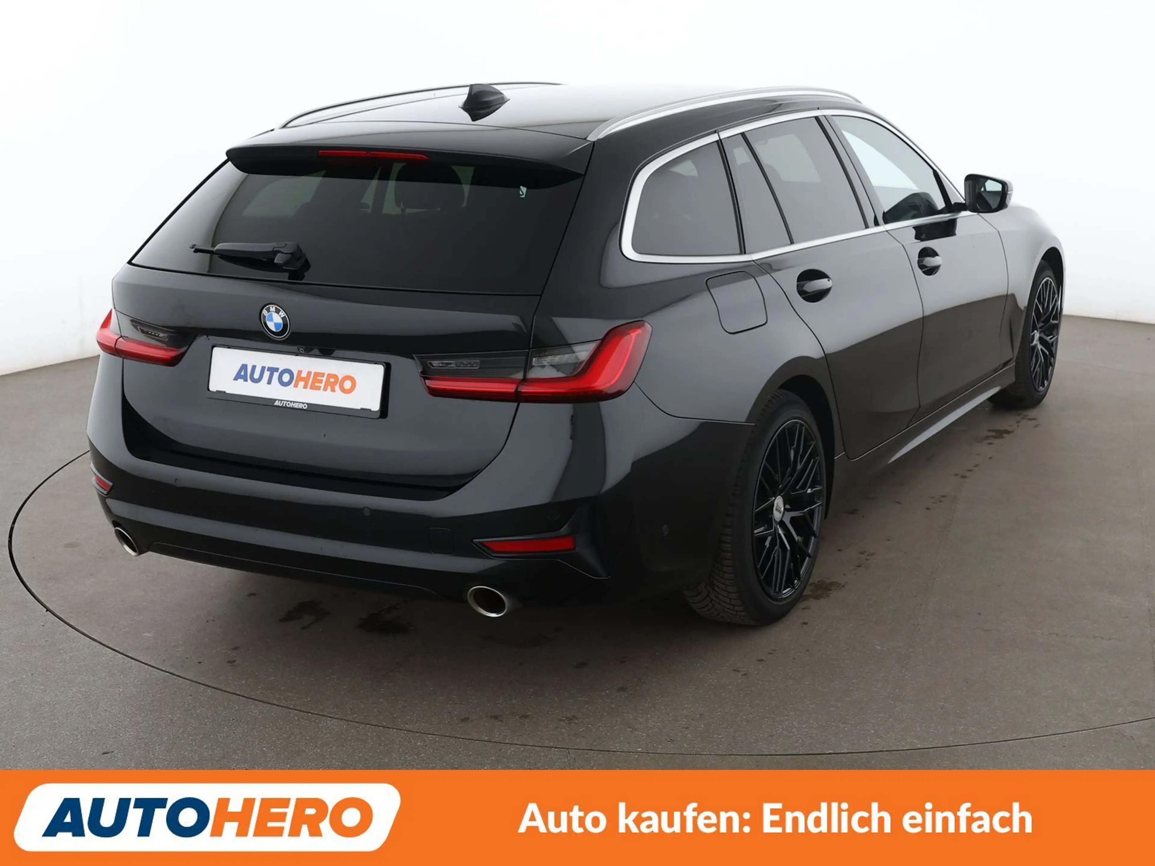BMW 318 i Sport Line Aut.*NAVI*CAM*TEMPO*SHZ* — photo 6
