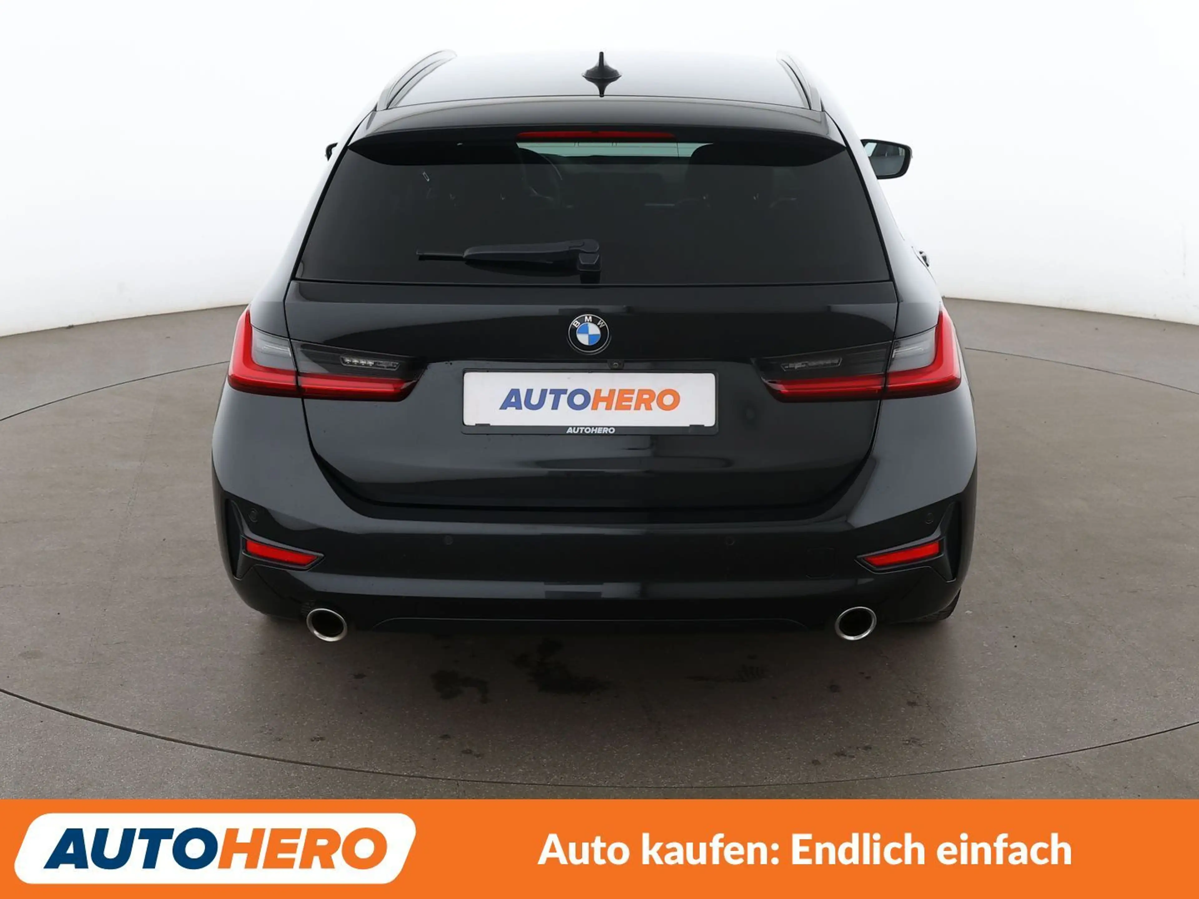 BMW 318 i Sport Line Aut.*NAVI*CAM*TEMPO*SHZ* — photo 5