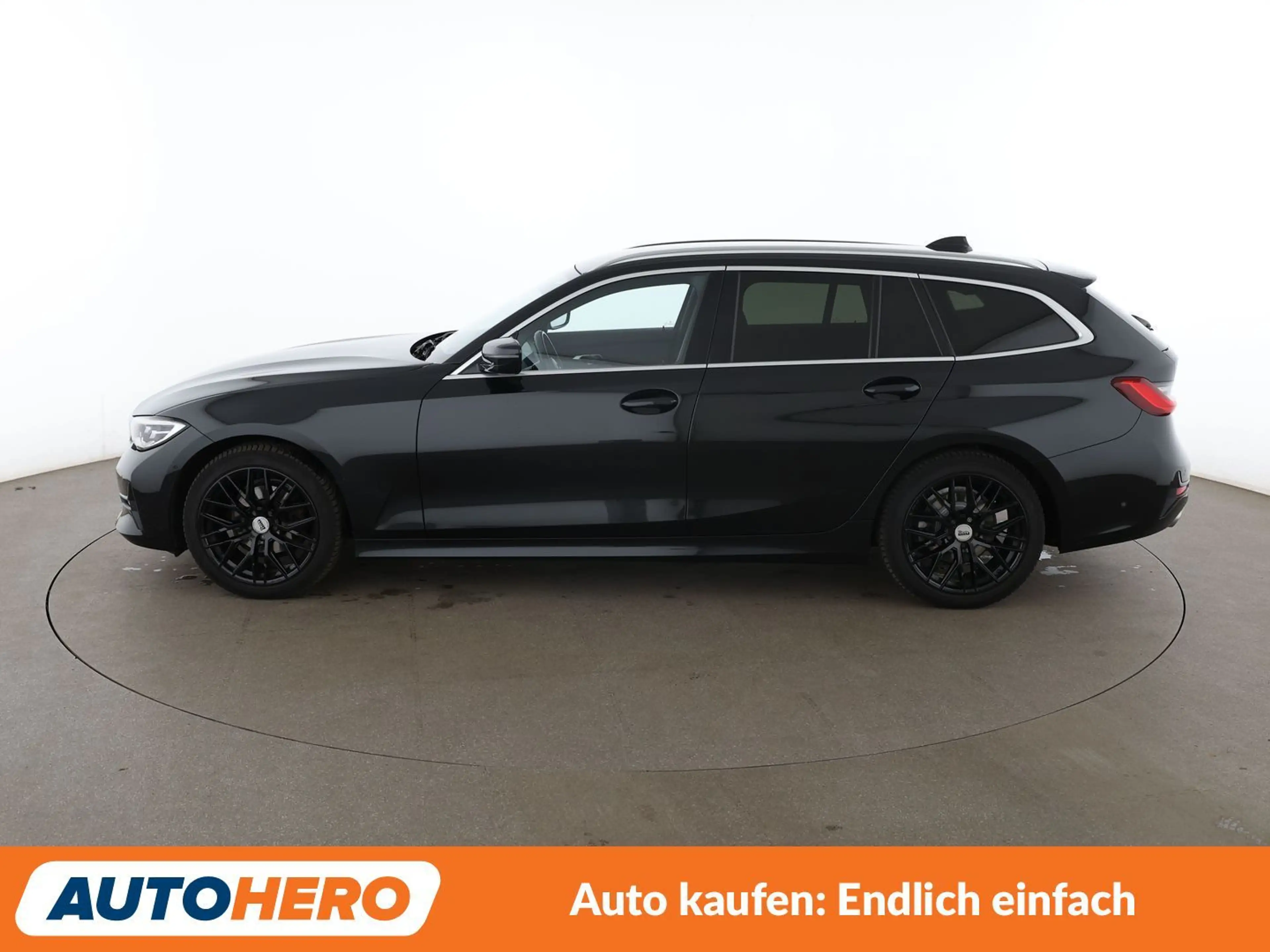 BMW 318 i Sport Line Aut.*NAVI*CAM*TEMPO*SHZ* — photo 3