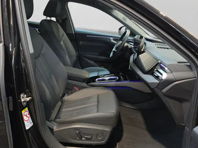 Audi A6 view 4