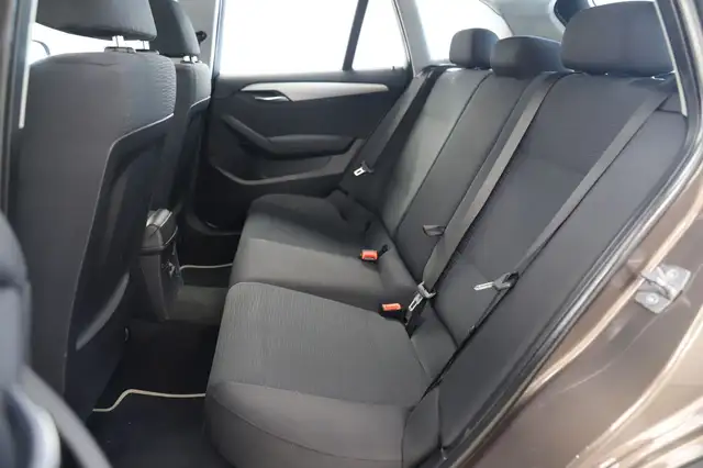 BMW X1 view 11